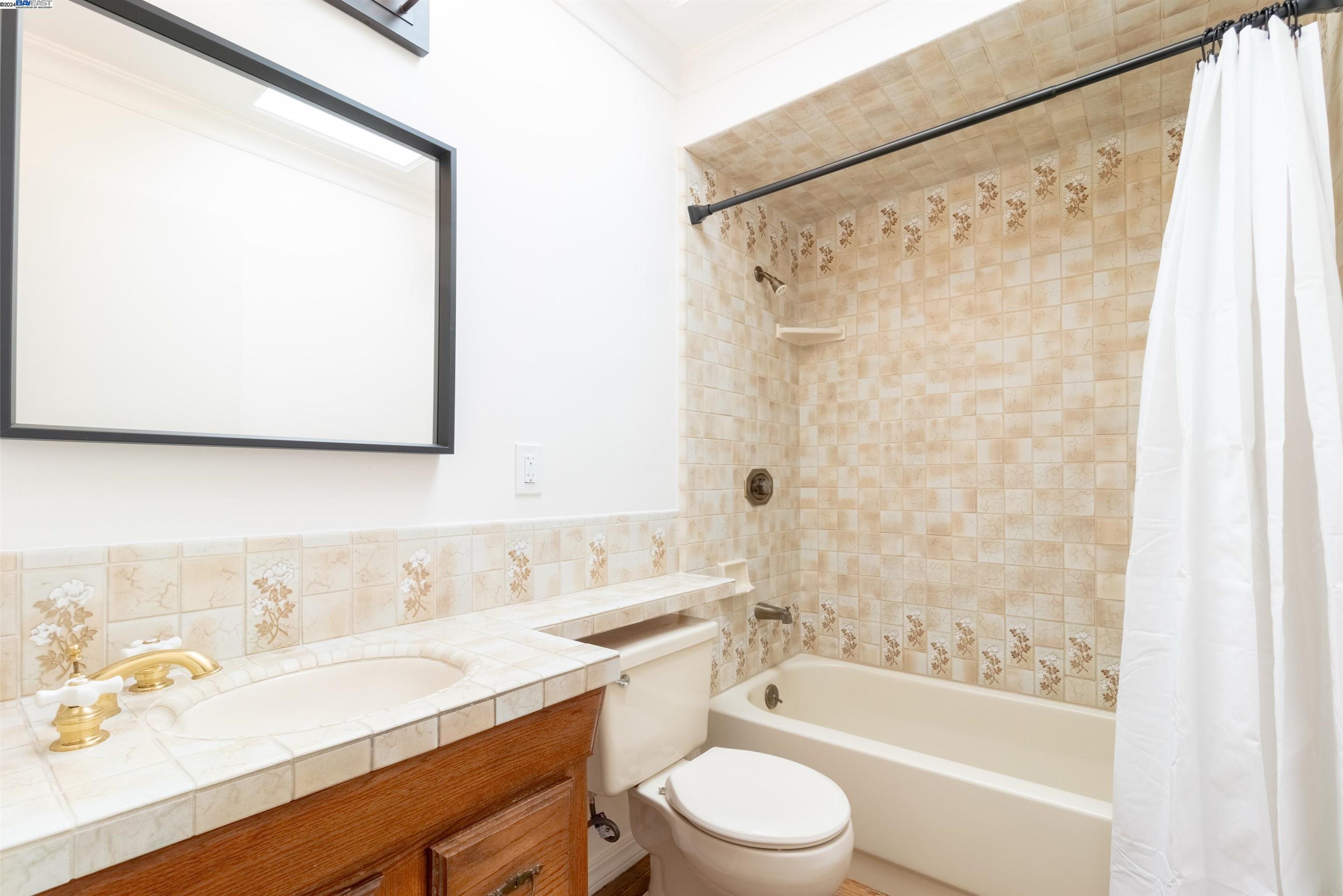 Detail Gallery Image 26 of 32 For 471 Oxford St, Hayward,  CA 94541 - 3 Beds | 2 Baths