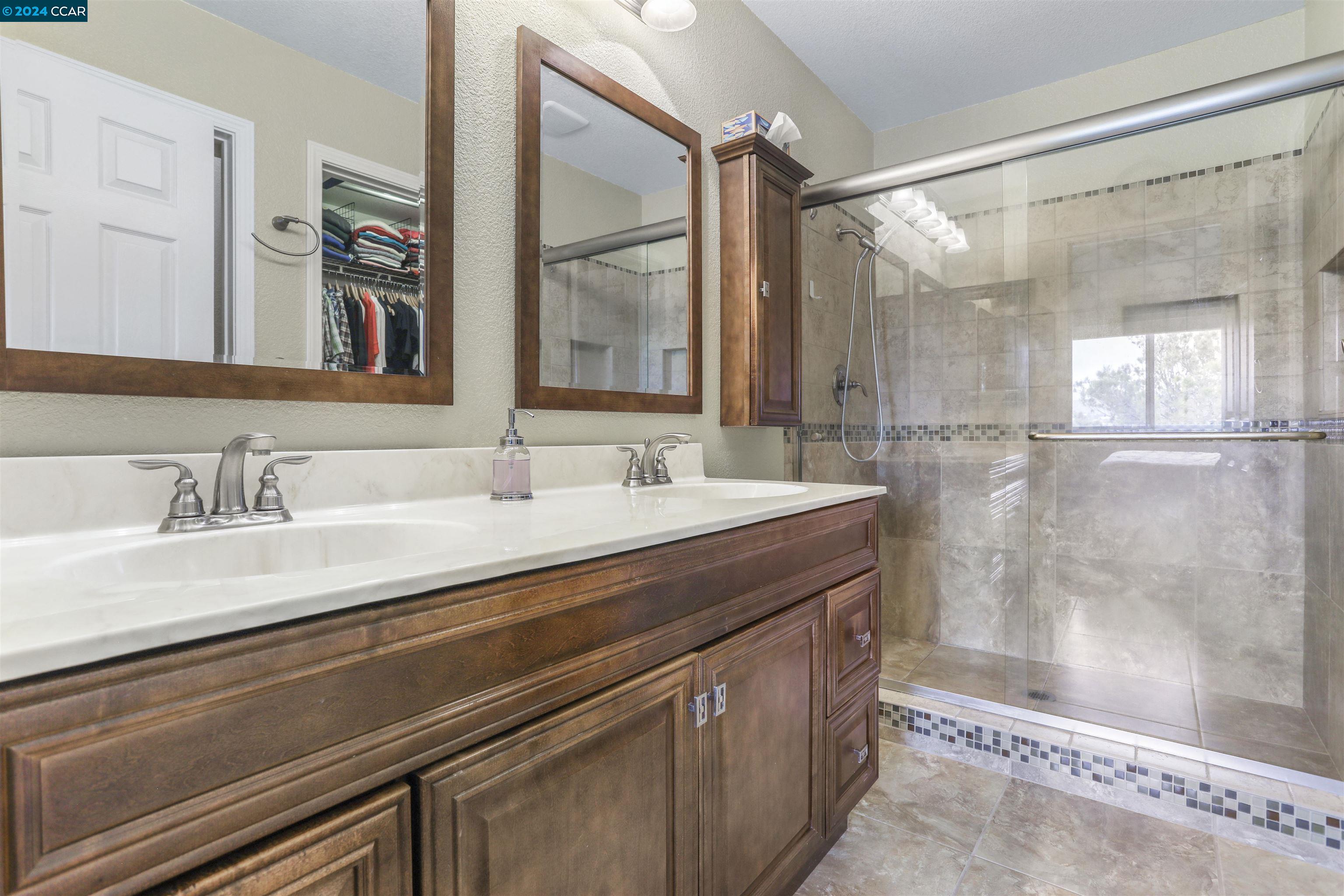 Detail Gallery Image 20 of 37 For 150 Outrigger Dr, Vallejo,  CA 94591 - 3 Beds | 2/1 Baths
