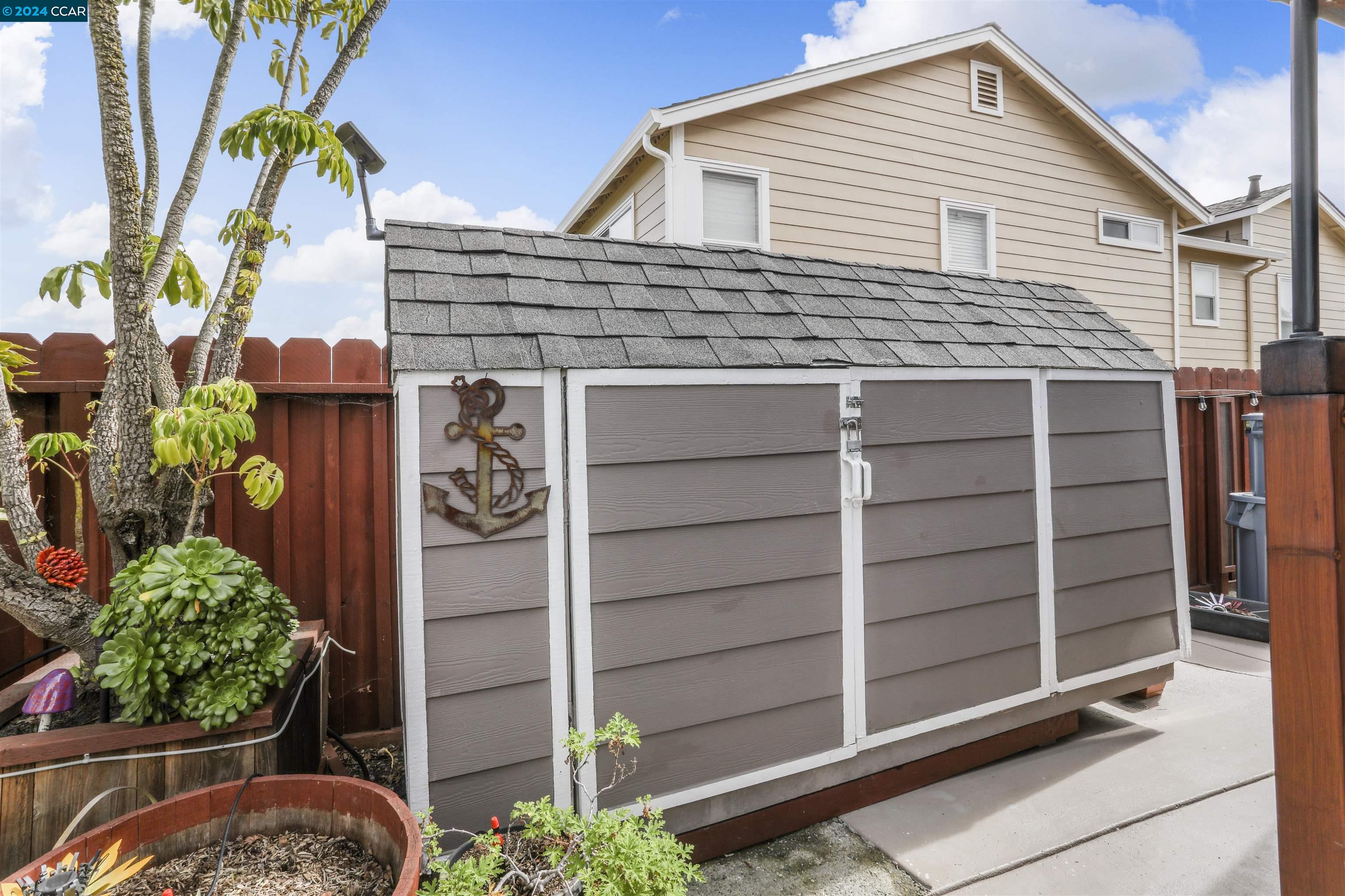 Detail Gallery Image 30 of 37 For 150 Outrigger Dr, Vallejo,  CA 94591 - 3 Beds | 2/1 Baths