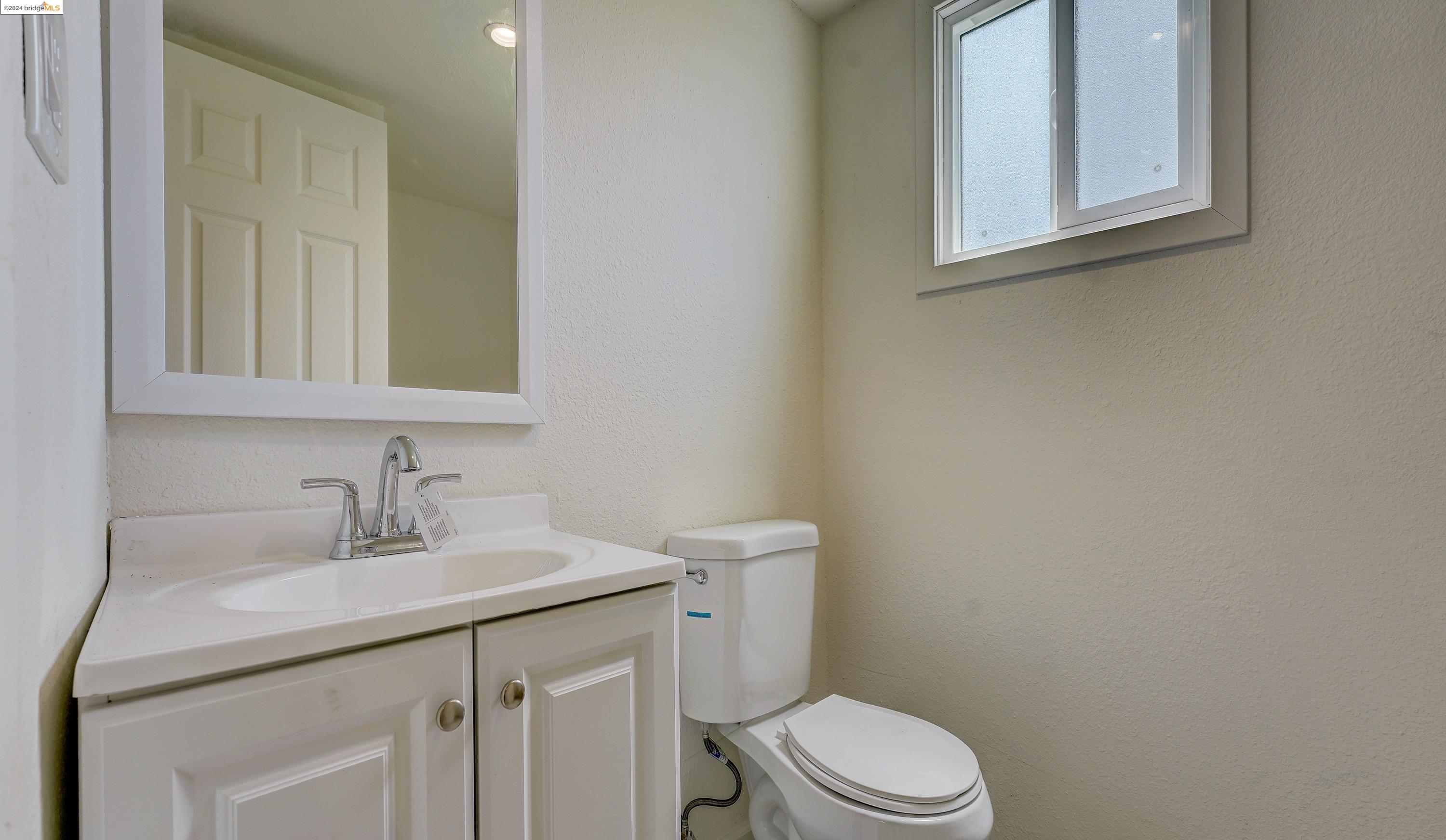 Detail Gallery Image 20 of 32 For 1106 83rd Ave, Oakland,  CA 94621 - 2 Beds | 1 Baths