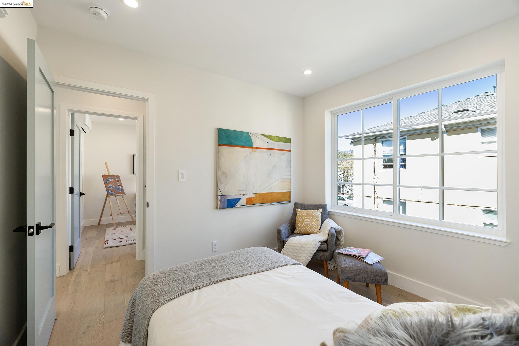 Detail Gallery Image 52 of 55 For 1519 Fairview St #3,  Berkeley,  CA 94703 - 3 Beds | 2 Baths