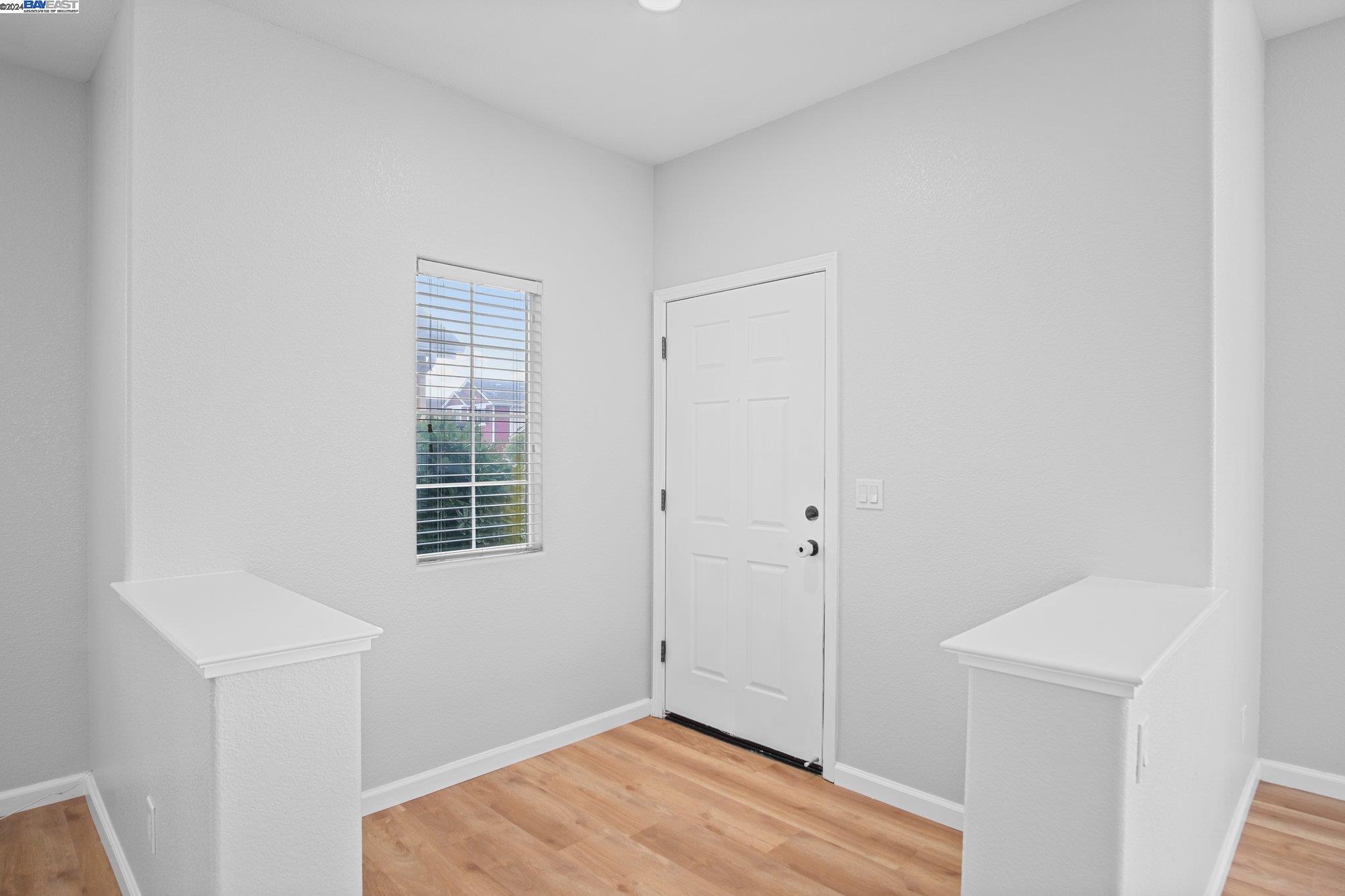 Detail Gallery Image 5 of 38 For 2021 San Ramos Ct, Modesto,  CA 95358 - 4 Beds | 2/1 Baths