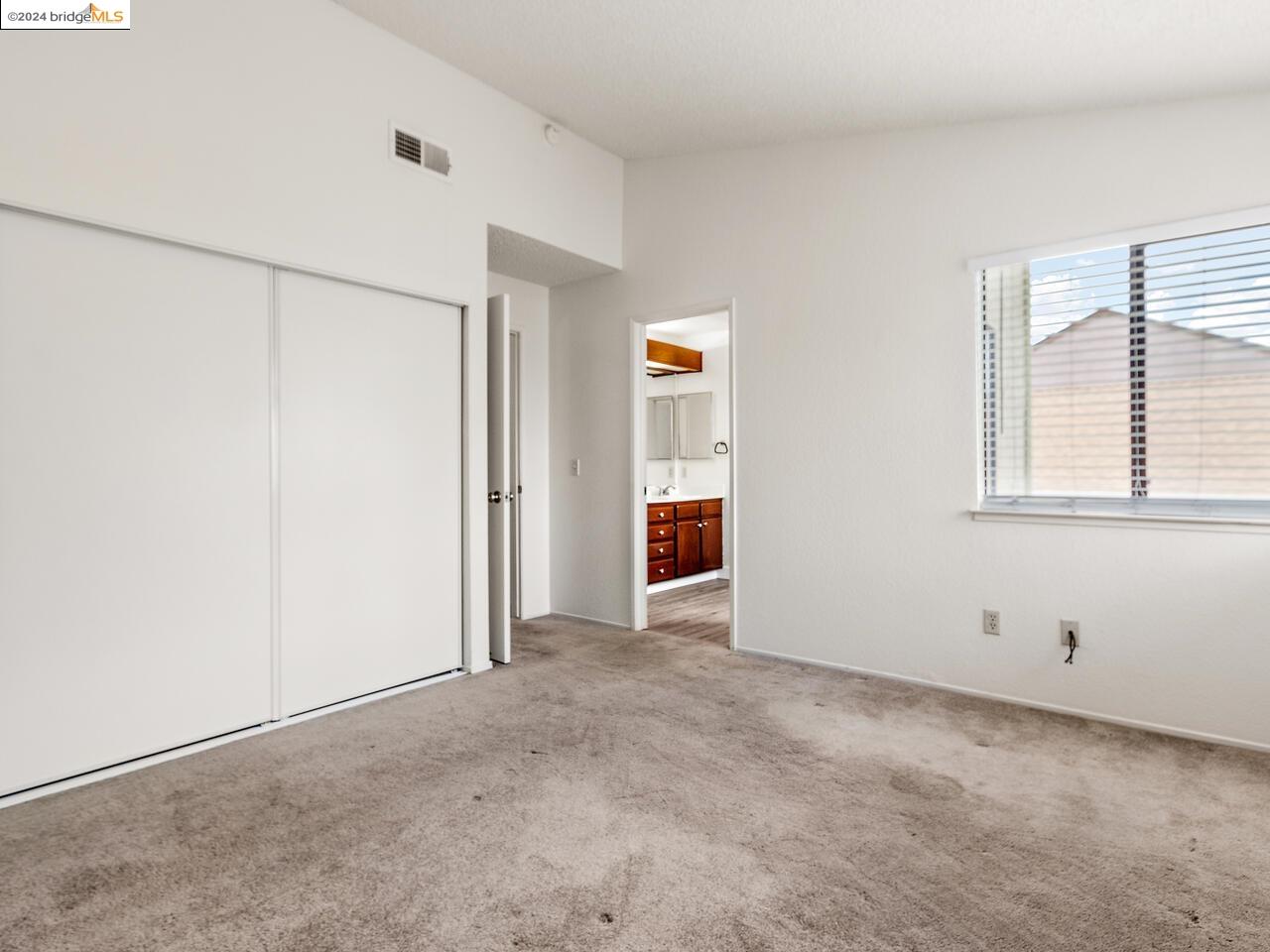 Detail Gallery Image 17 of 34 For 1032 Canterbury, Hercules,  CA 94547 - 3 Beds | 2/1 Baths