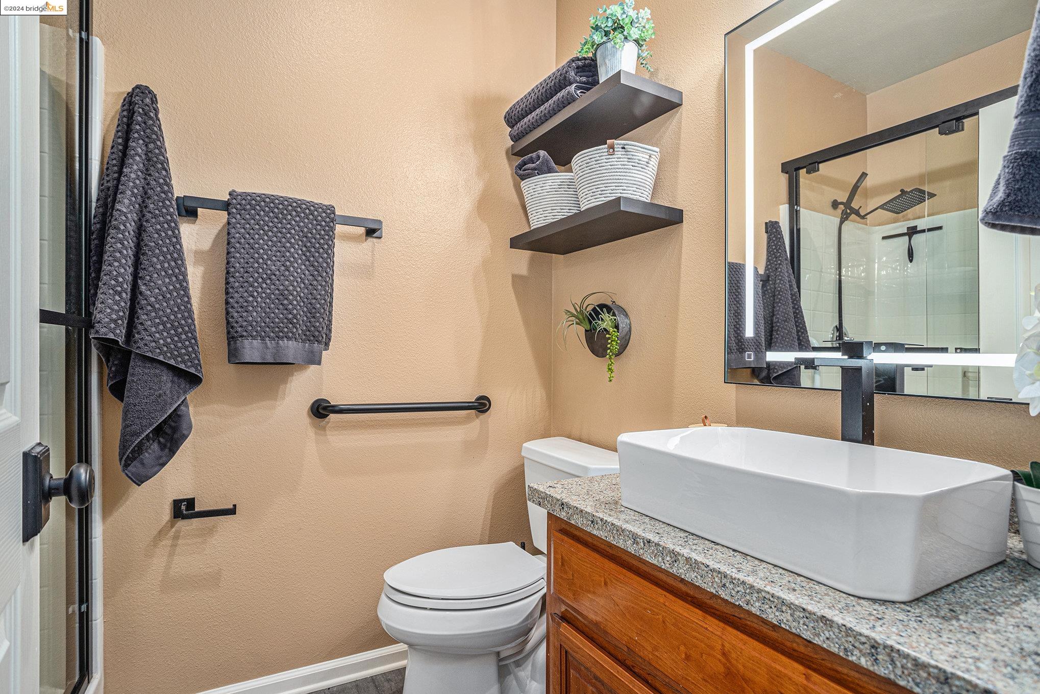Detail Gallery Image 25 of 60 For 2476 Mammoth Way, Antioch,  CA 94531 - 4 Beds | 3/1 Baths