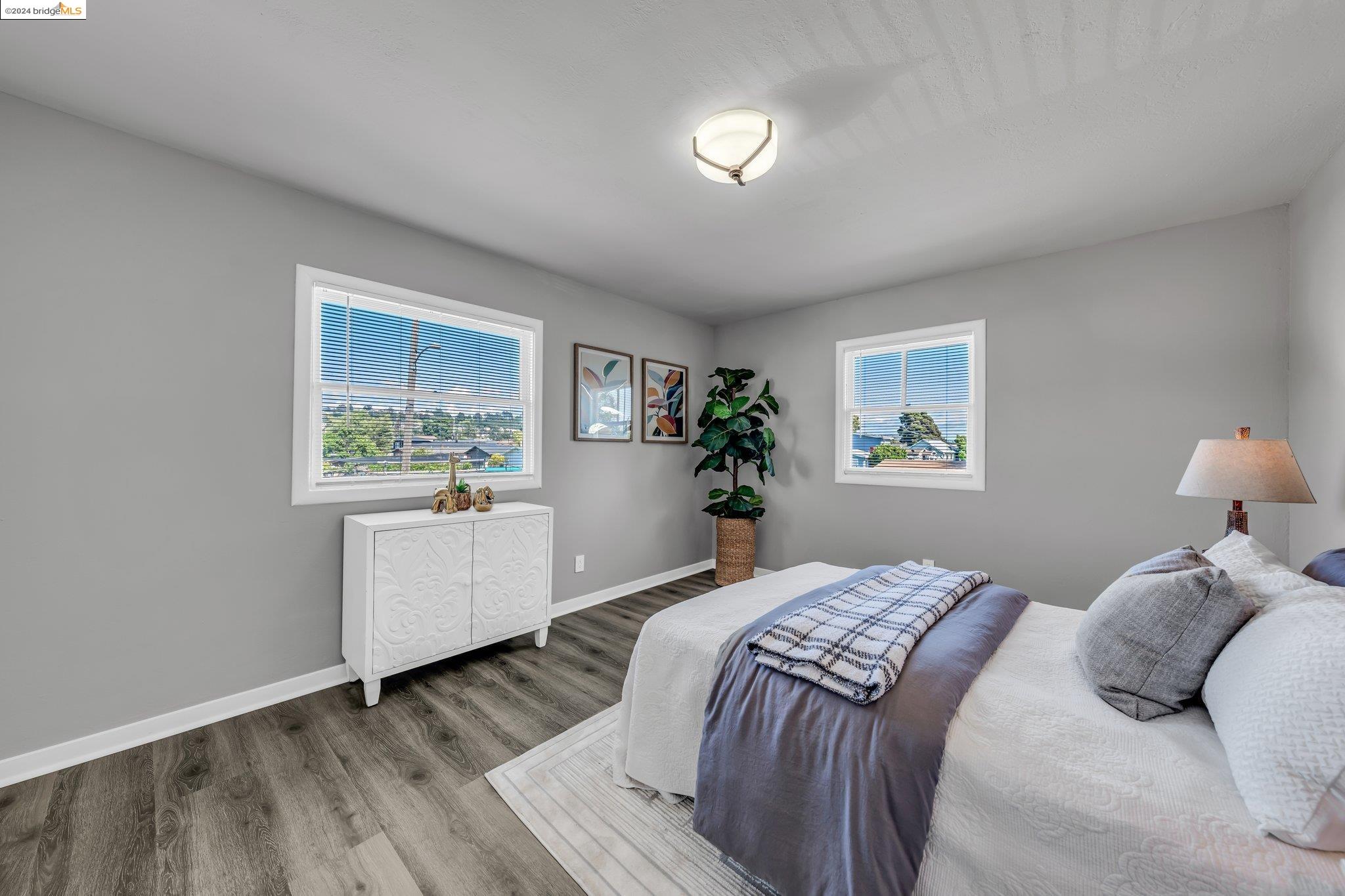 Detail Gallery Image 10 of 57 For 1790 Auseon Ave, Oakland,  CA 94621 - 3 Beds | 2 Baths
