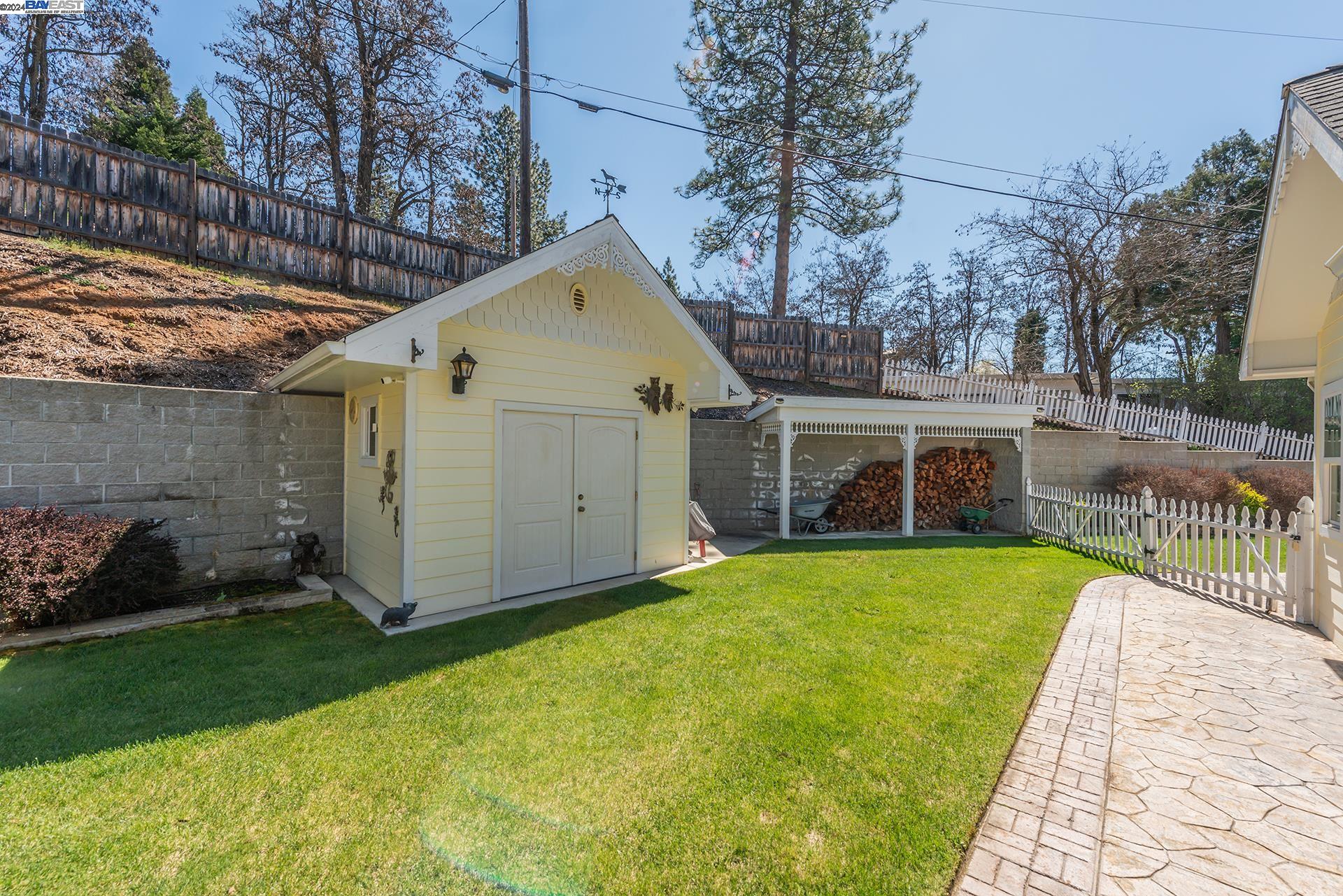 Detail Gallery Image 37 of 54 For 20 Taylor St, Weaverville,  CA 96093 - 3 Beds | 2 Baths