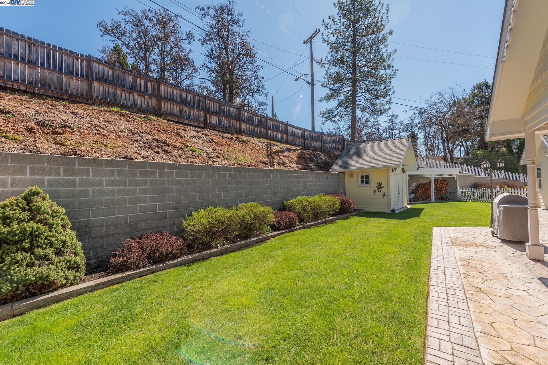 Detail Gallery Image 45 of 54 For 20 Taylor St, Weaverville,  CA 96093 - 3 Beds | 2 Baths
