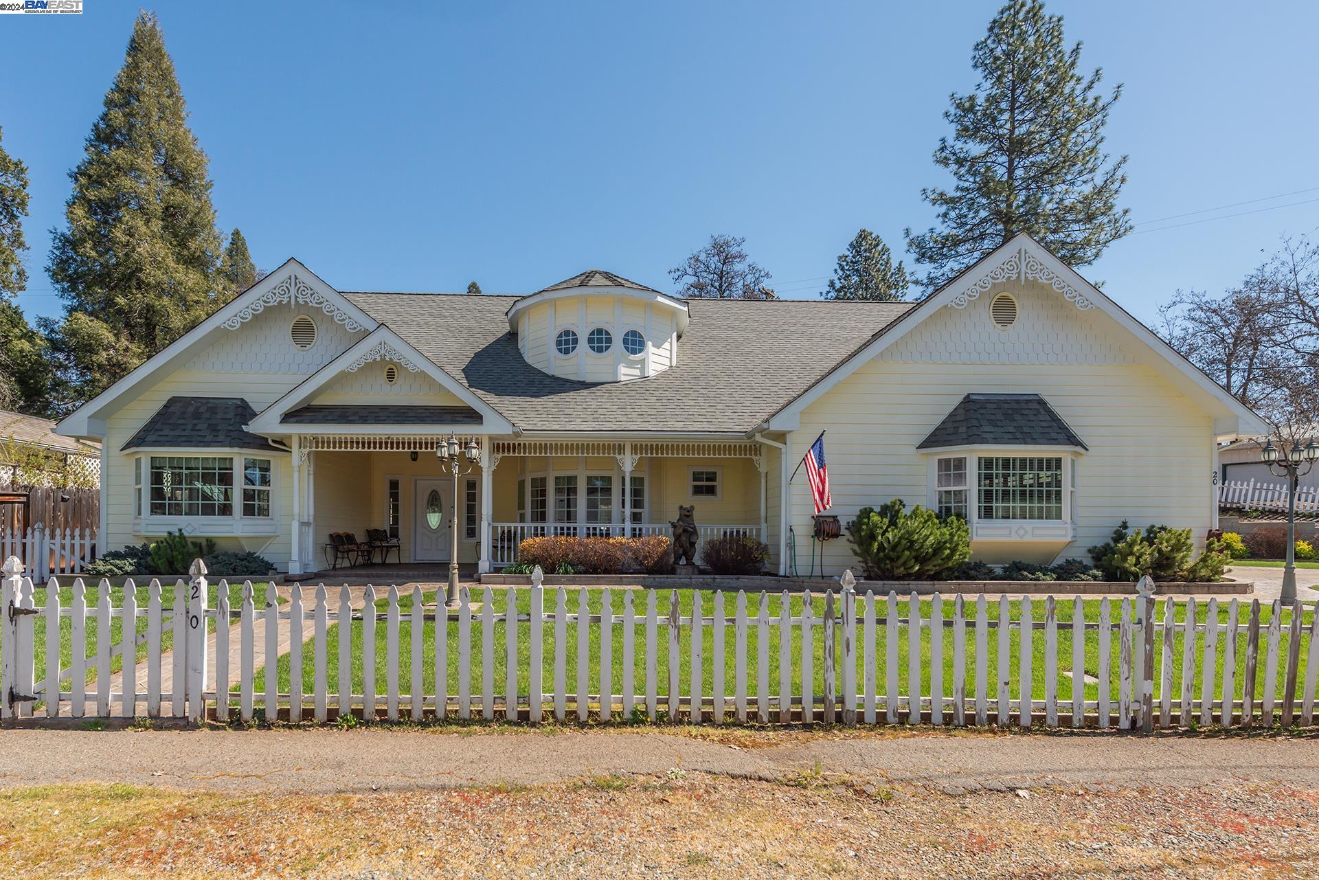 Detail Gallery Image 52 of 54 For 20 Taylor St, Weaverville,  CA 96093 - 3 Beds | 2 Baths