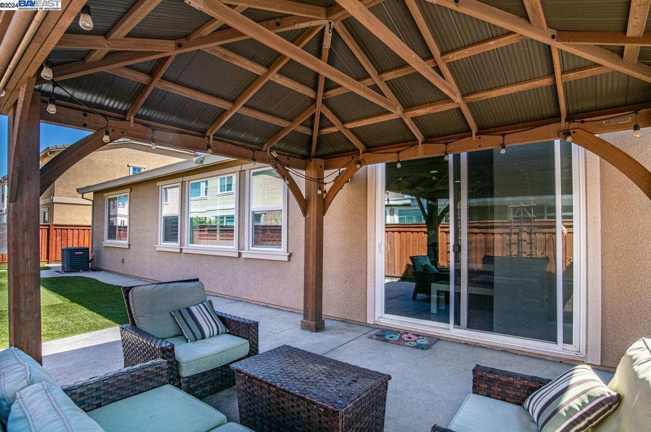 Detail Gallery Image 30 of 42 For 141 Kings Canyon Way, Oakley,  CA 94561 - 3 Beds | 2/1 Baths