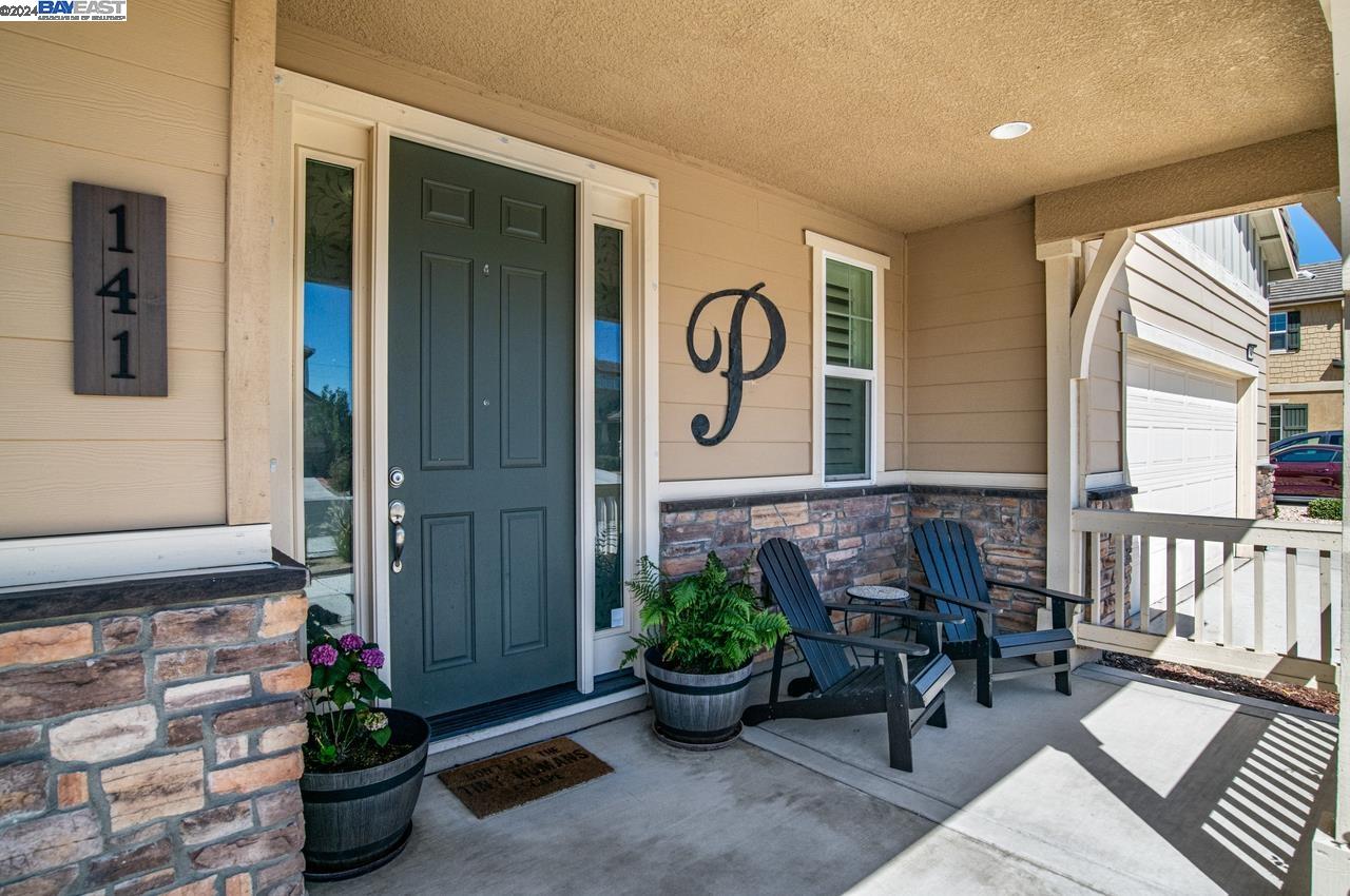 Detail Gallery Image 39 of 42 For 141 Kings Canyon Way, Oakley,  CA 94561 - 3 Beds | 2/1 Baths