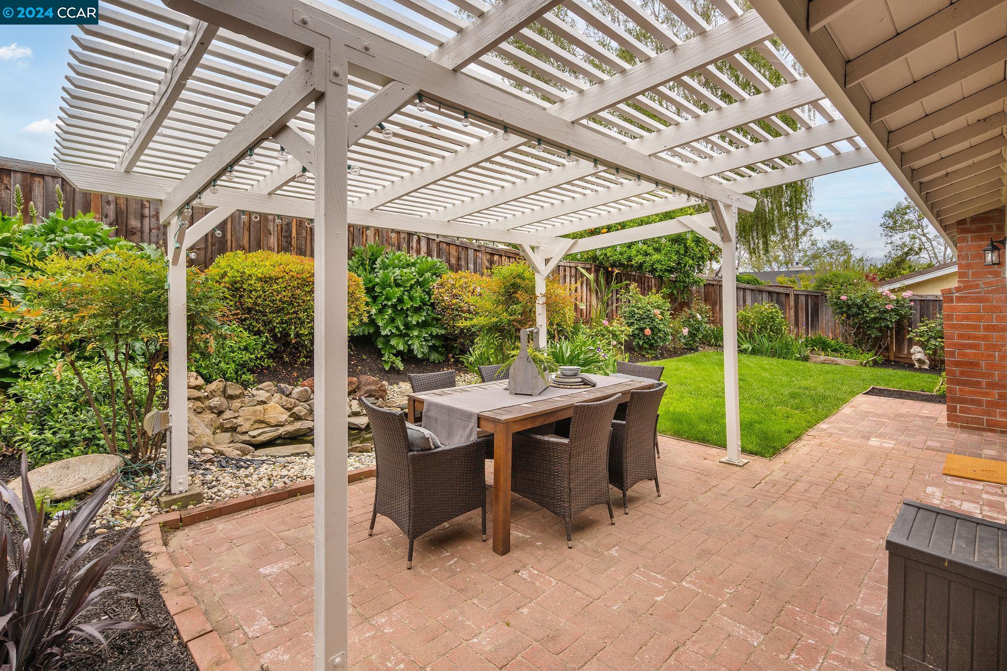 Detail Gallery Image 29 of 42 For 4480 Deerberry Ct, Concord,  CA 94521 - 3 Beds | 2 Baths