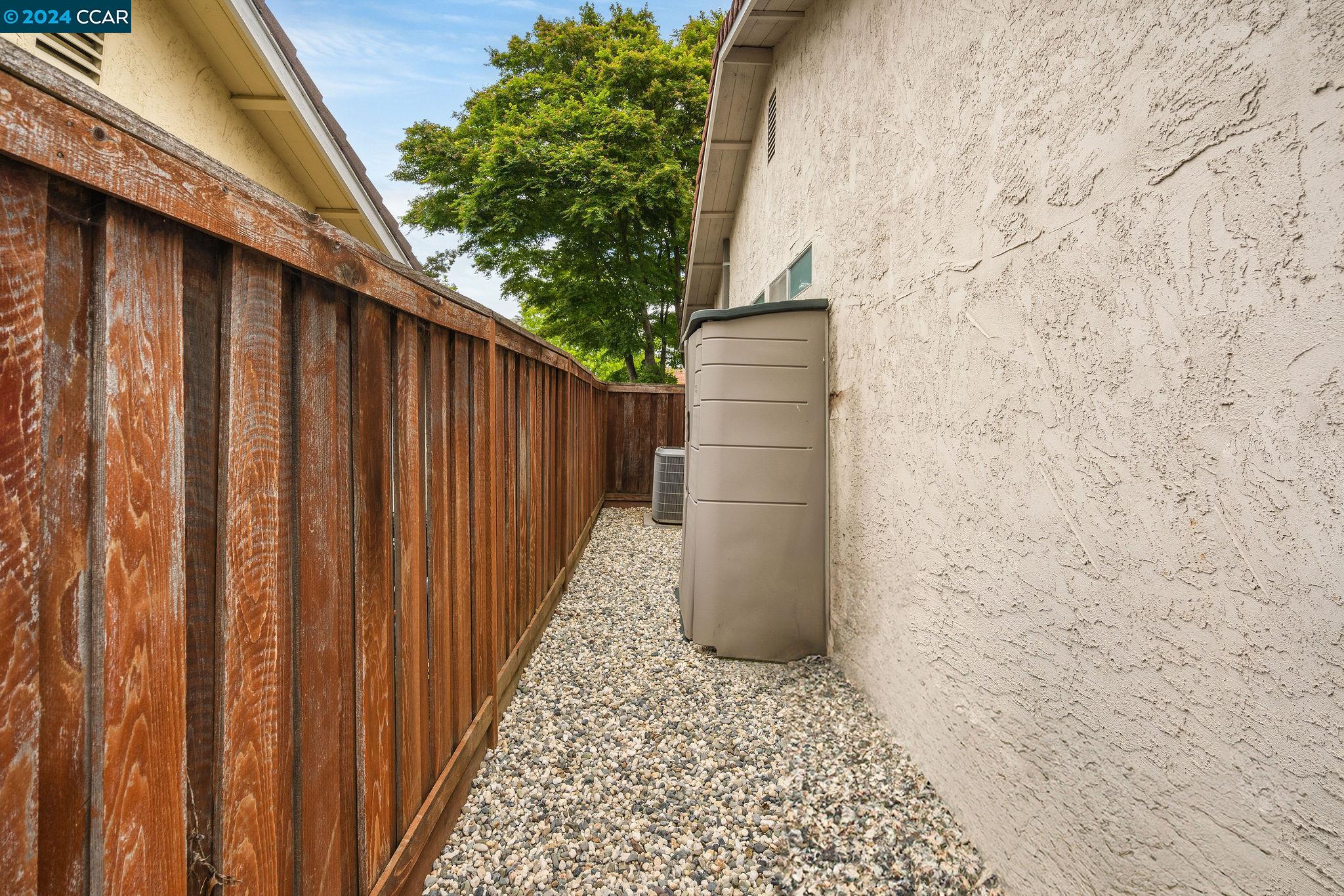 Detail Gallery Image 39 of 42 For 4480 Deerberry Ct, Concord,  CA 94521 - 3 Beds | 2 Baths