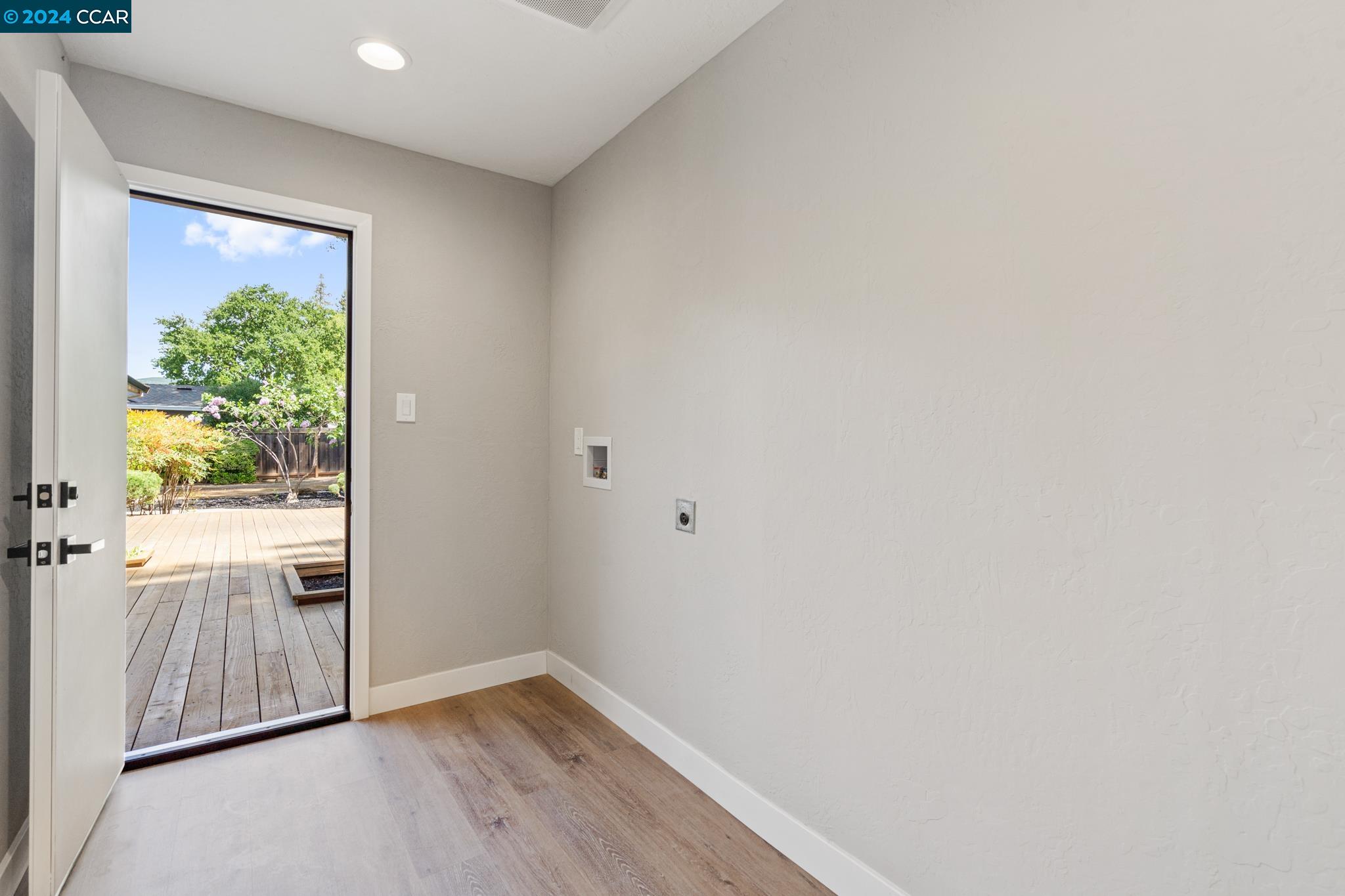 Detail Gallery Image 36 of 48 For 101 Arbolado, Walnut Creek,  CA 94598 - 5 Beds | 3/1 Baths
