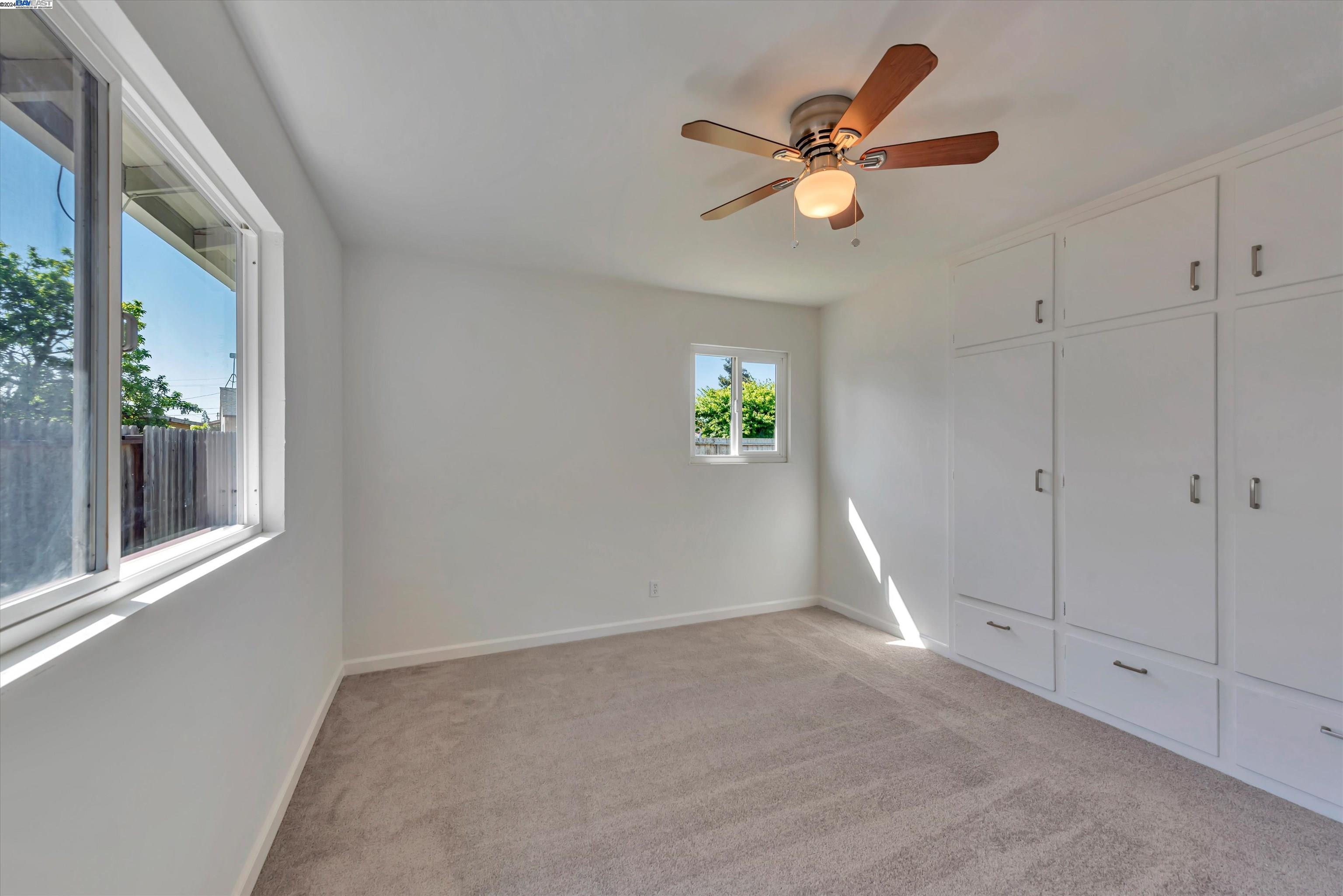 Detail Gallery Image 11 of 39 For 1742 Arena St, San Leandro,  CA 94579 - 3 Beds | 2 Baths