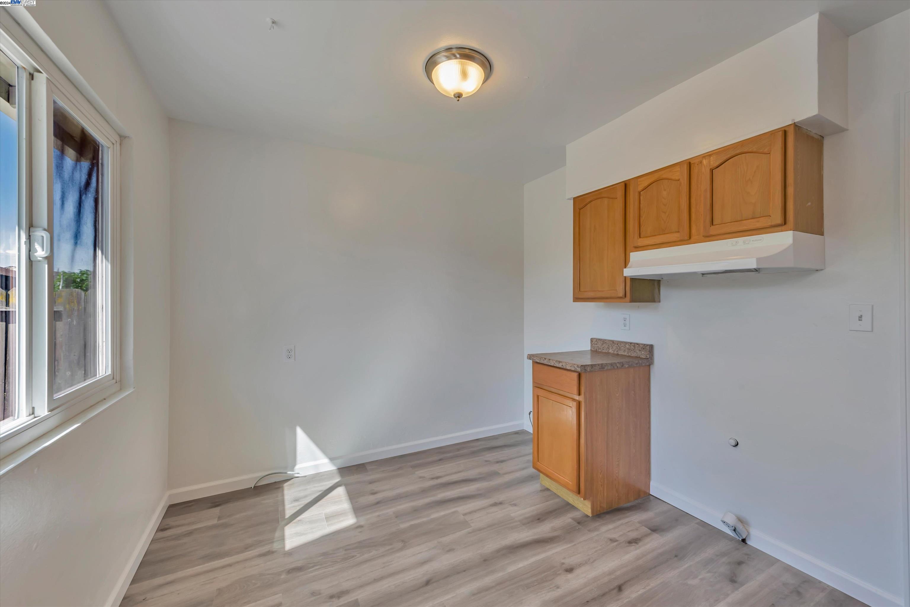 Detail Gallery Image 24 of 39 For 1742 Arena St, San Leandro,  CA 94579 - 3 Beds | 2 Baths