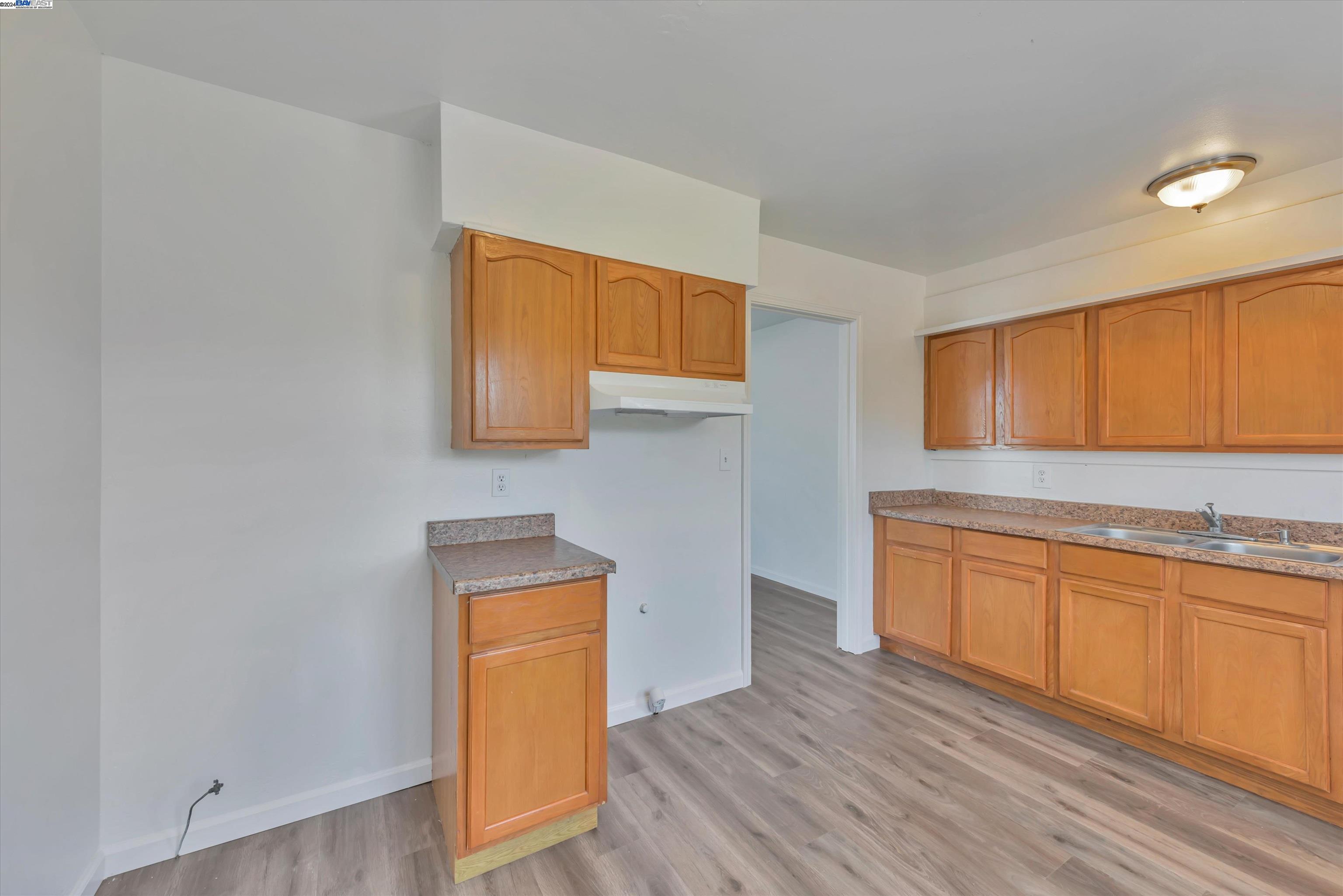 Detail Gallery Image 25 of 39 For 1742 Arena St, San Leandro,  CA 94579 - 3 Beds | 2 Baths