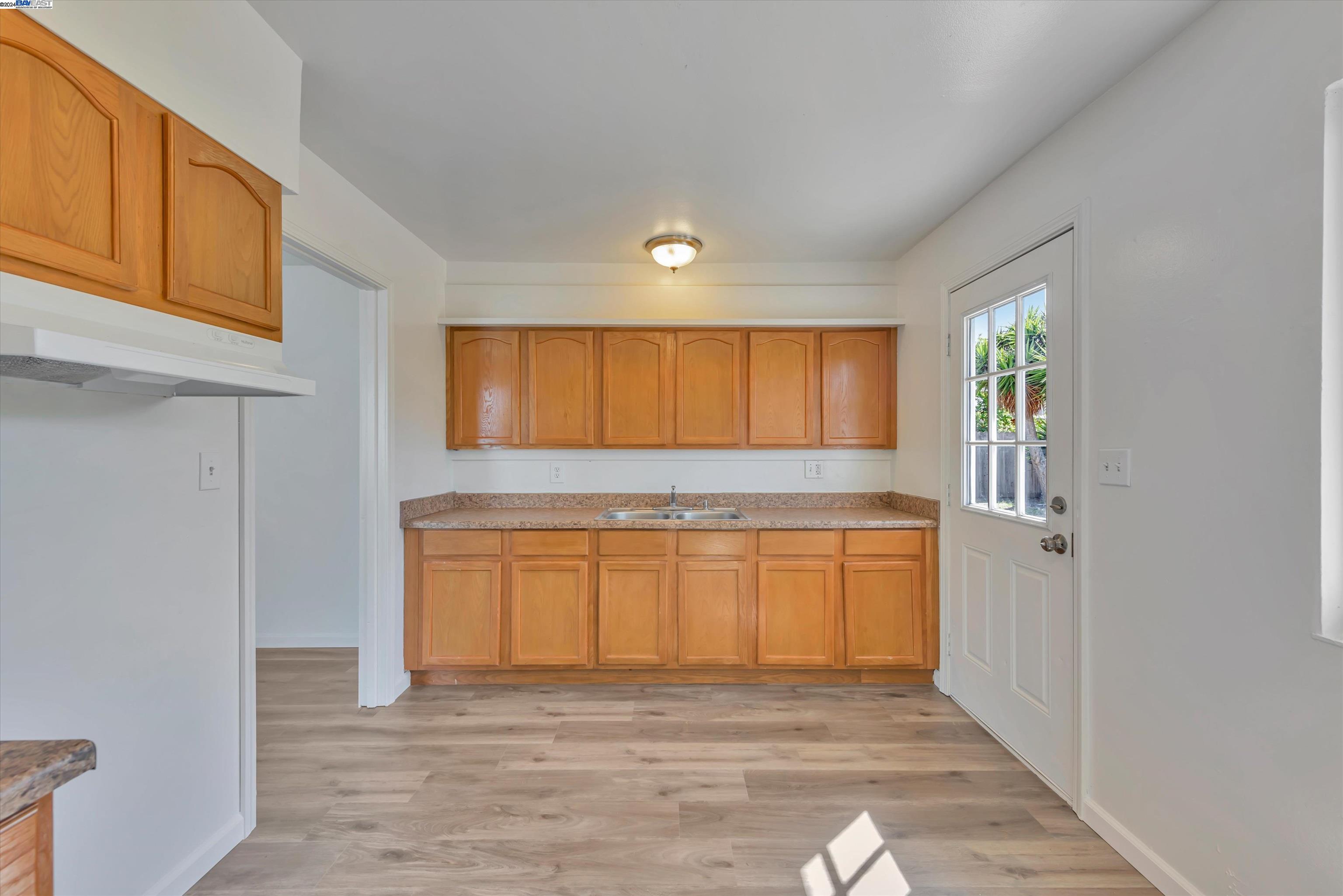 Detail Gallery Image 26 of 39 For 1742 Arena St, San Leandro,  CA 94579 - 3 Beds | 2 Baths