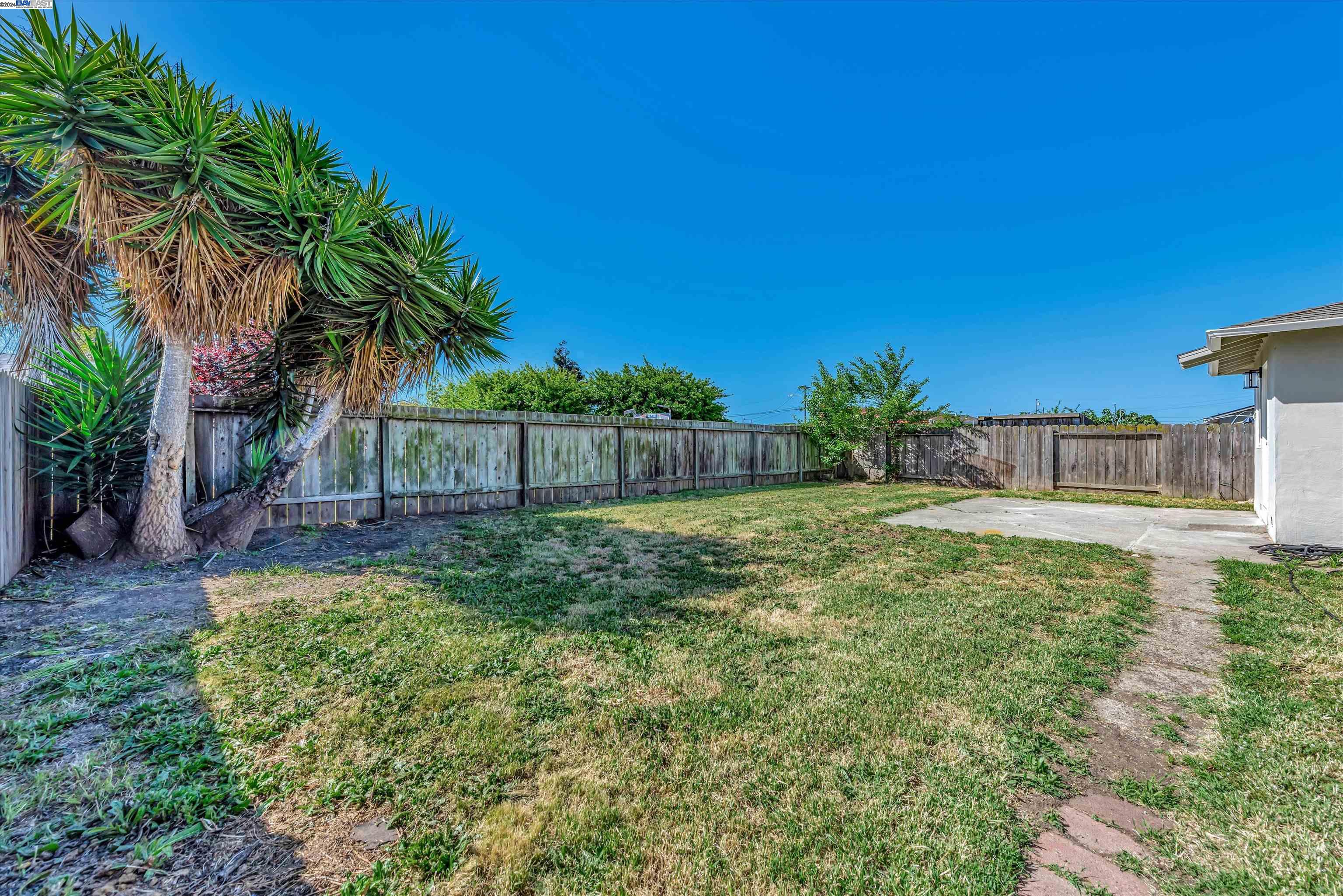 Detail Gallery Image 38 of 39 For 1742 Arena St, San Leandro,  CA 94579 - 3 Beds | 2 Baths