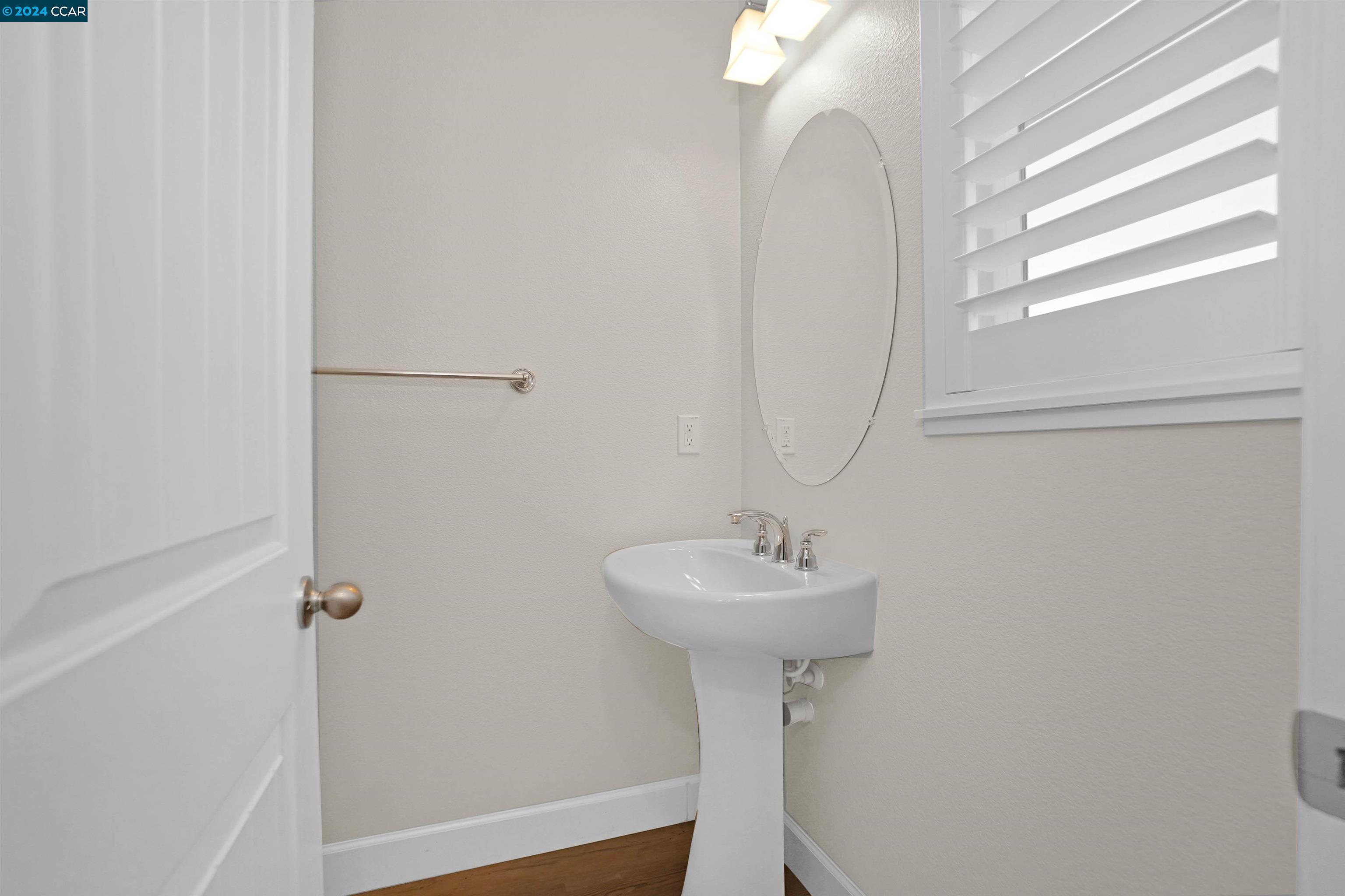Detail Gallery Image 17 of 45 For 1970 Tamayo Way, Fairfield,  CA 94533 - 4 Beds | 2/1 Baths