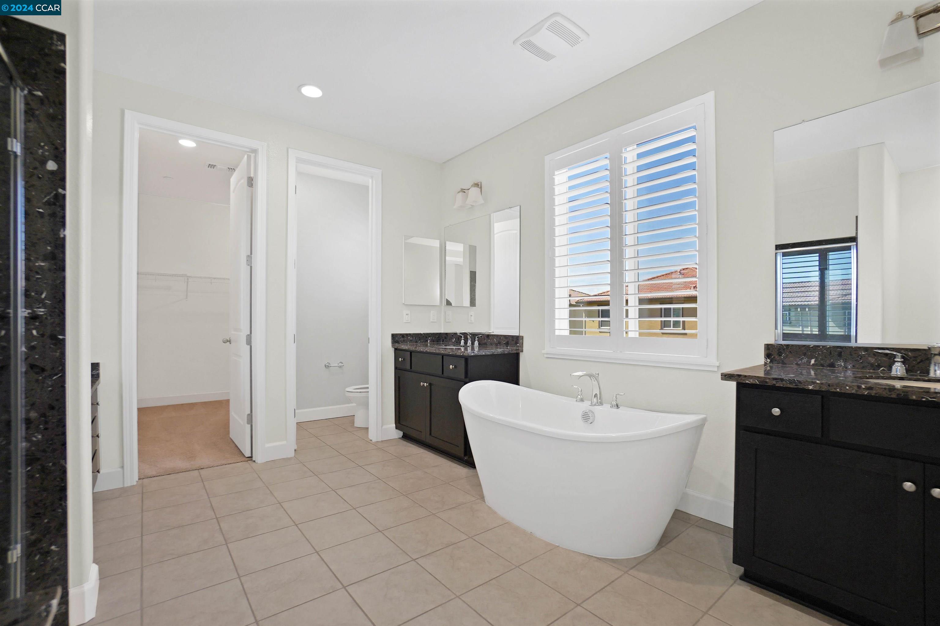Detail Gallery Image 27 of 45 For 1970 Tamayo Way, Fairfield,  CA 94533 - 4 Beds | 2/1 Baths