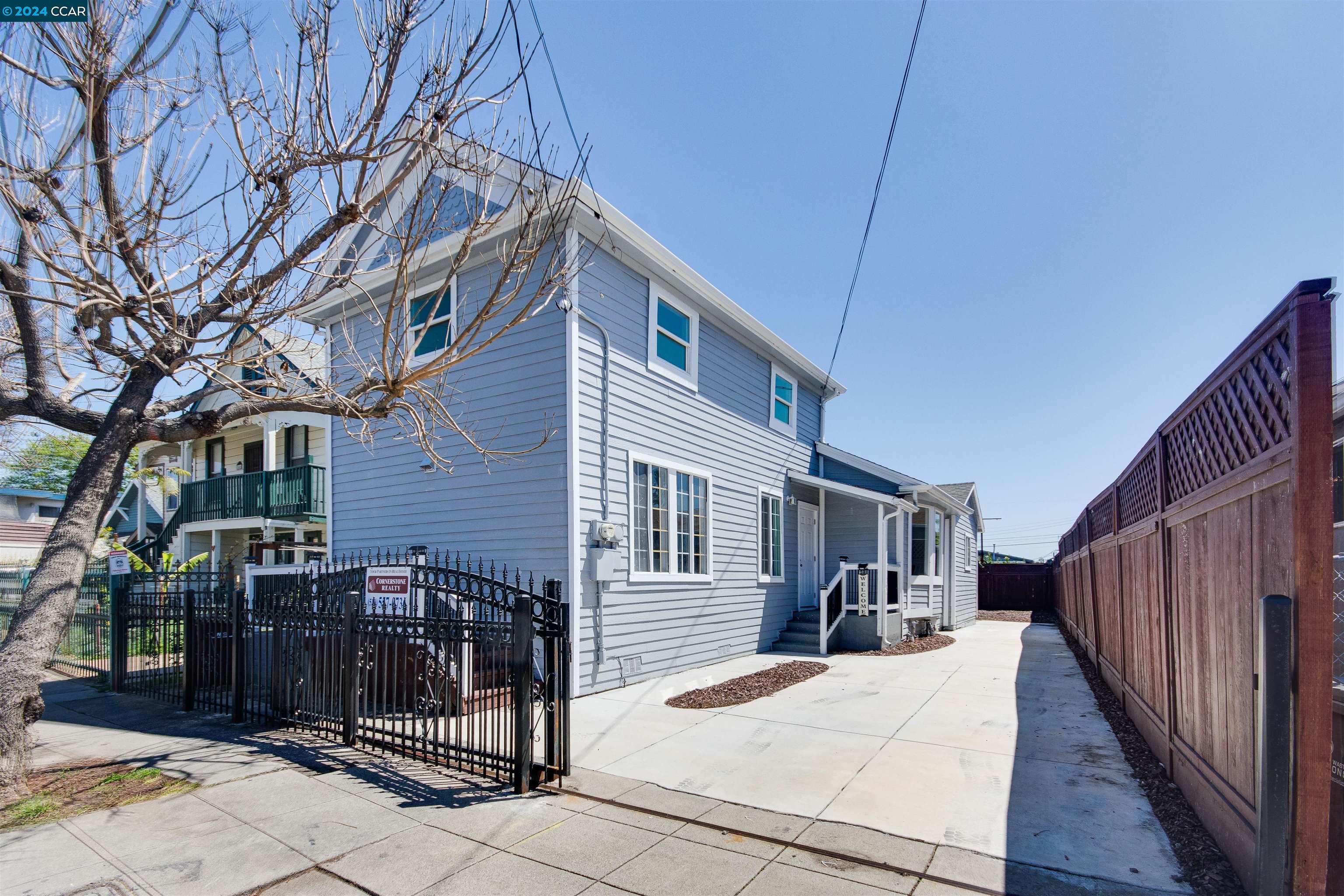 Detail Gallery Image 1 of 1 For 2636 38th Avenue, Oakland,  CA 94619 - 4 Beds | 2 Baths