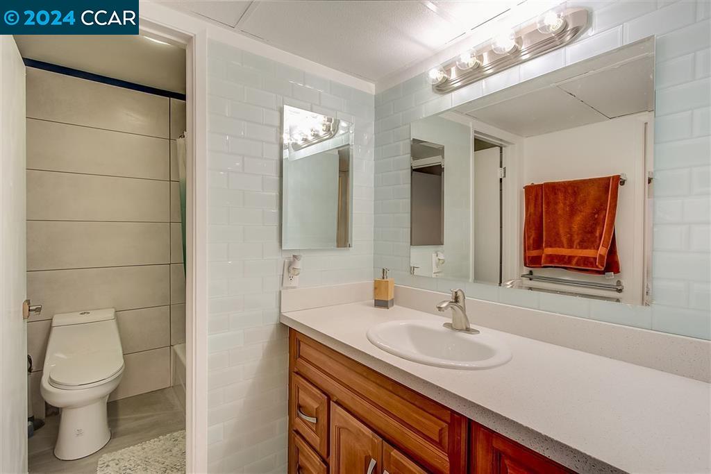 Detail Gallery Image 6 of 13 For 360 N Civic Dr. #206,  Walnut Creek,  CA 94596 - 1 Beds | 1 Baths