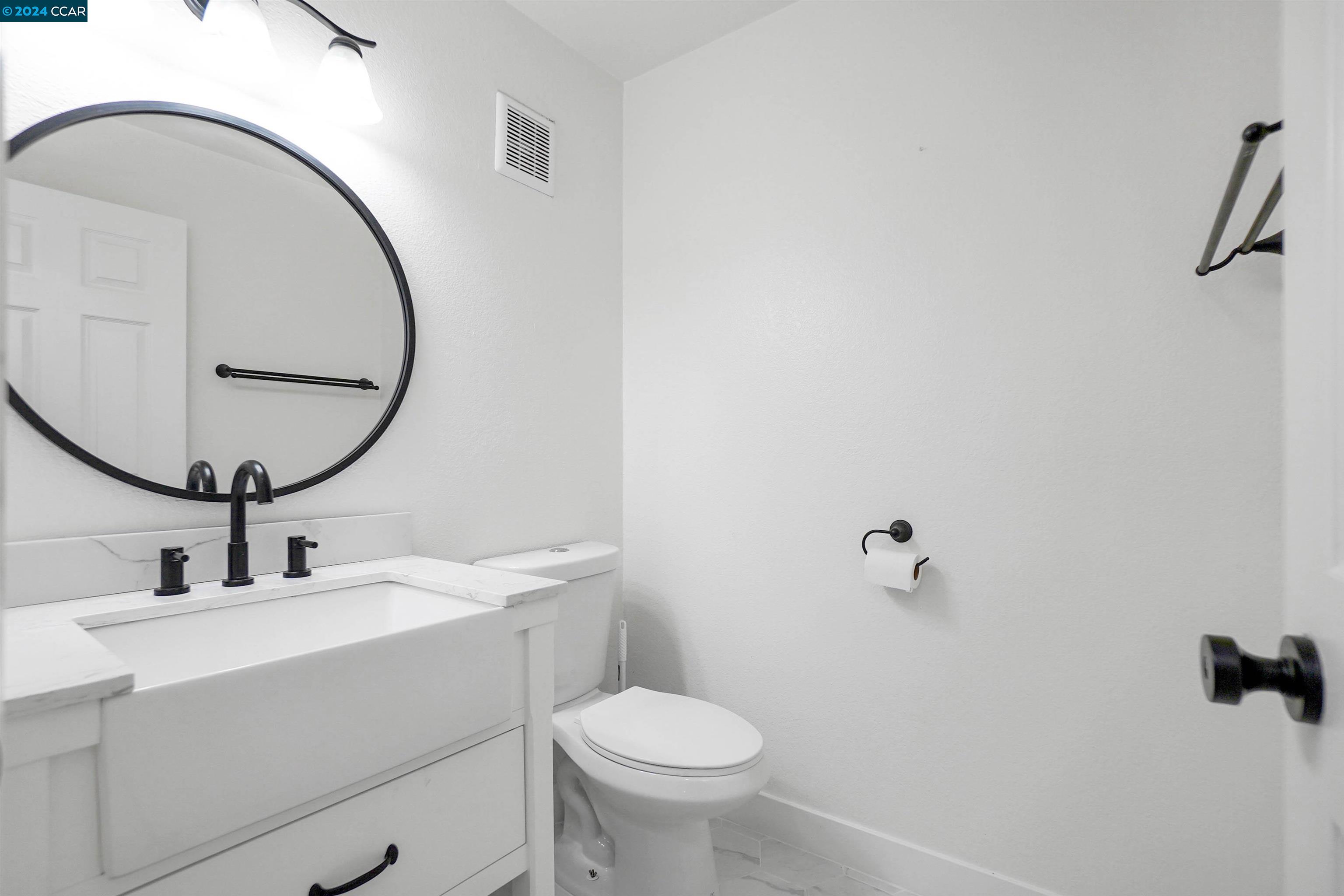 Detail Gallery Image 21 of 44 For 6 Moraine Ct, Hercules,  CA 94547 - 3 Beds | 2/1 Baths