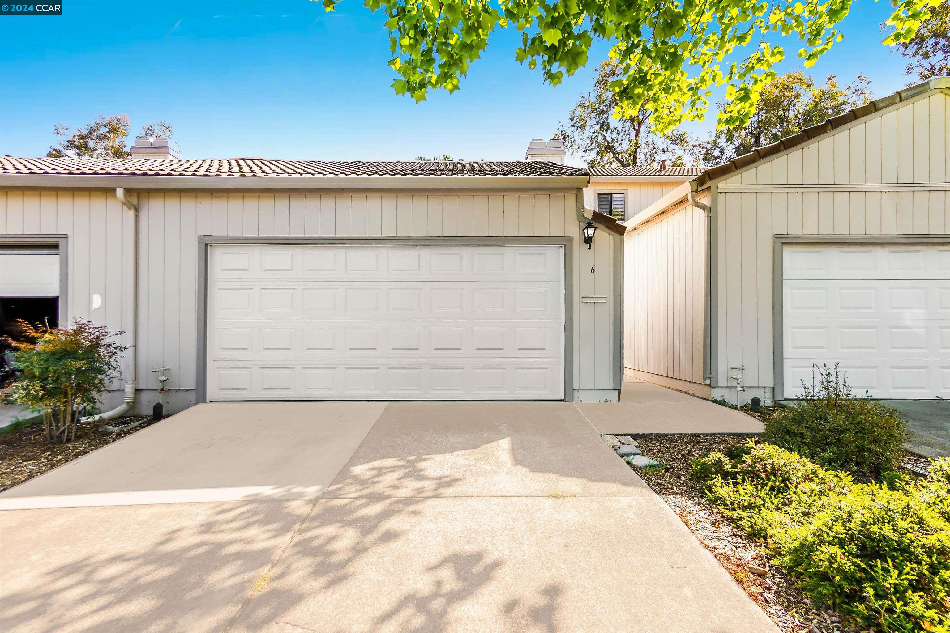 Photo #4: 41057849 Listing 