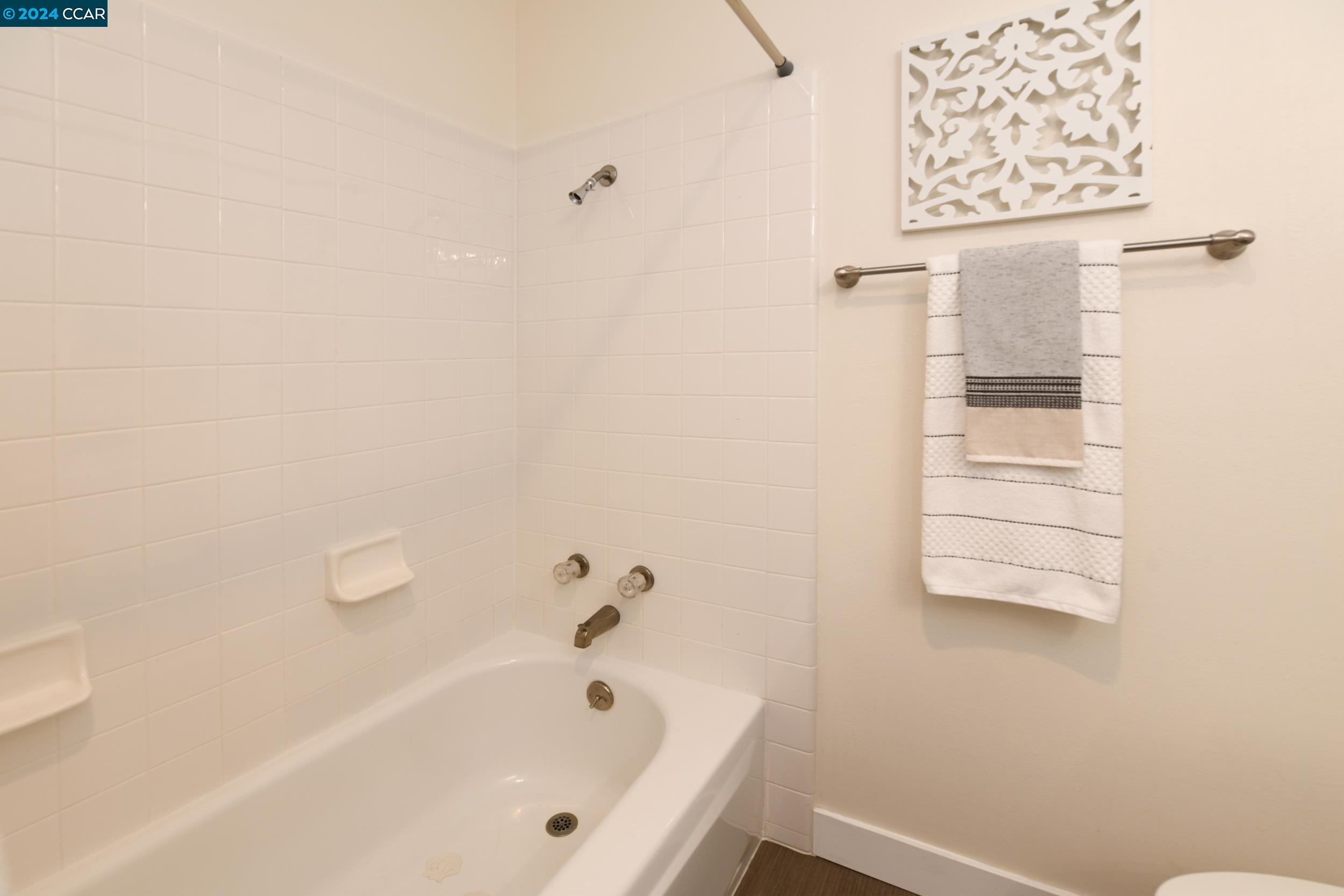 Detail Gallery Image 58 of 60 For 3970 Bayview Cir, Concord,  CA 94520 - 4 Beds | 2 Baths