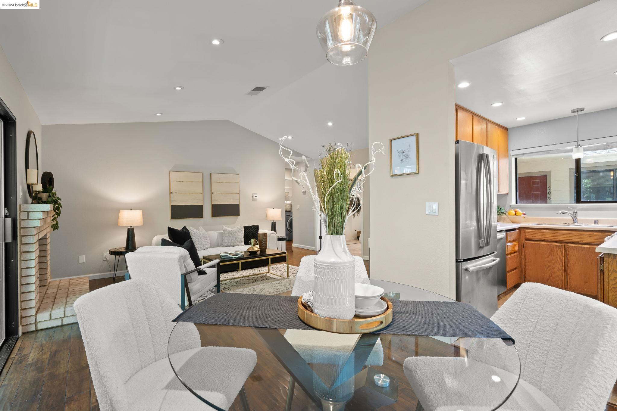 Photo #3: 41057874 Listing 