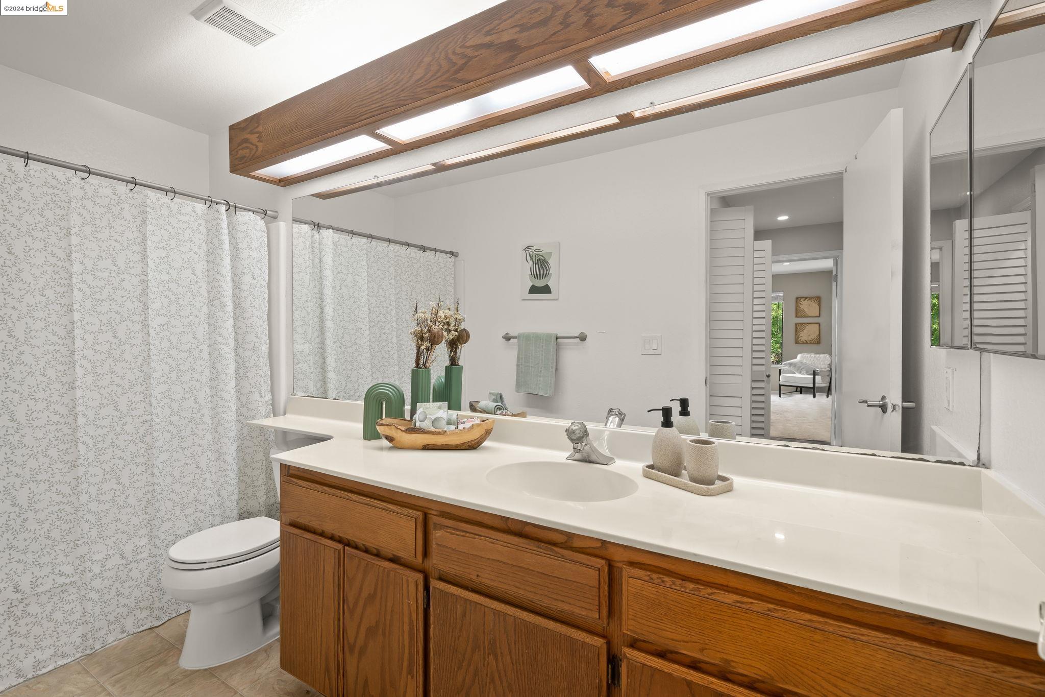 Detail Gallery Image 23 of 37 For 508 Bristol, Hercules,  CA 94547 - 2 Beds | 2 Baths