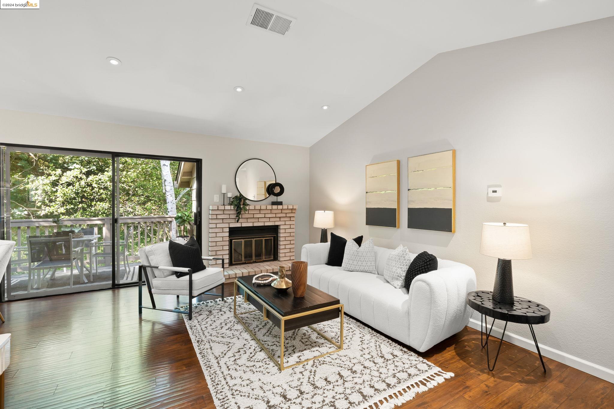Photo #4: 41057874 Listing 