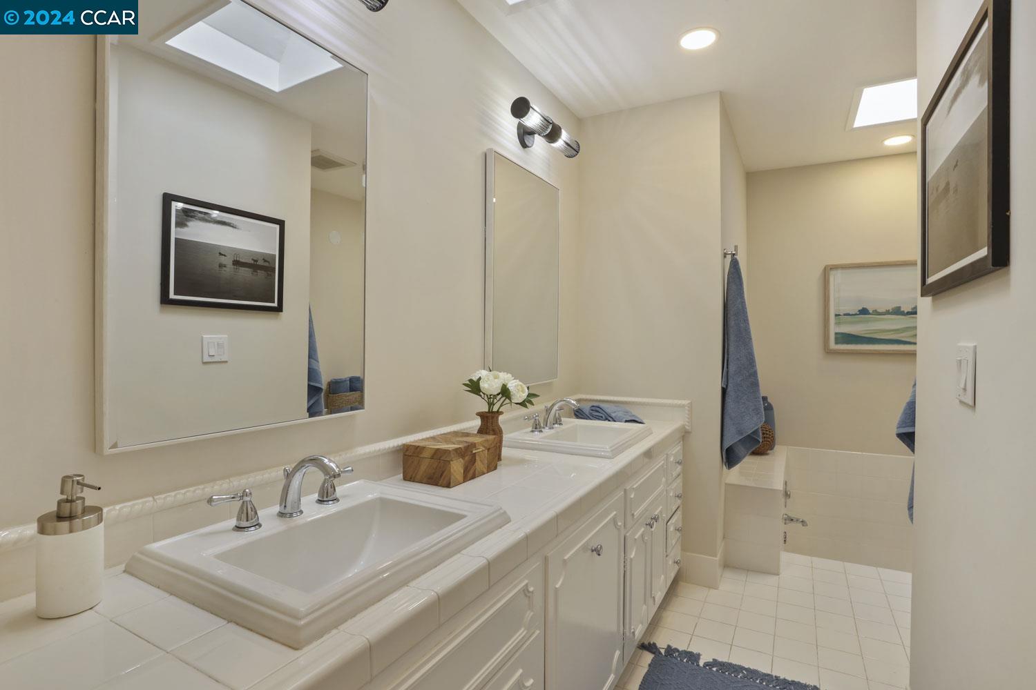 Detail Gallery Image 31 of 54 For 21 Ashbrook Place, Moraga,  CA 94556 - 4 Beds | 2 Baths