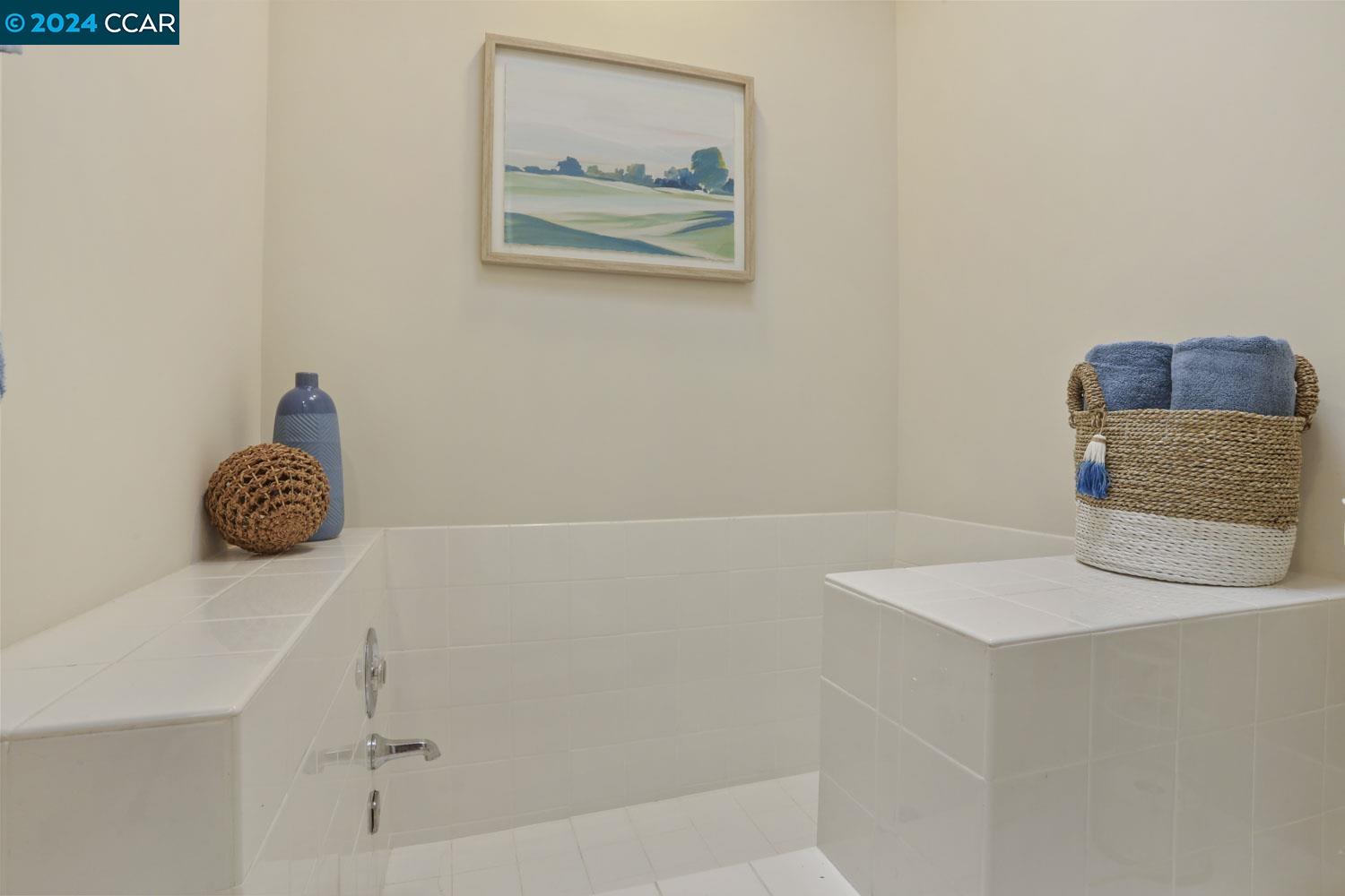 Detail Gallery Image 33 of 54 For 21 Ashbrook Place, Moraga,  CA 94556 - 4 Beds | 2 Baths