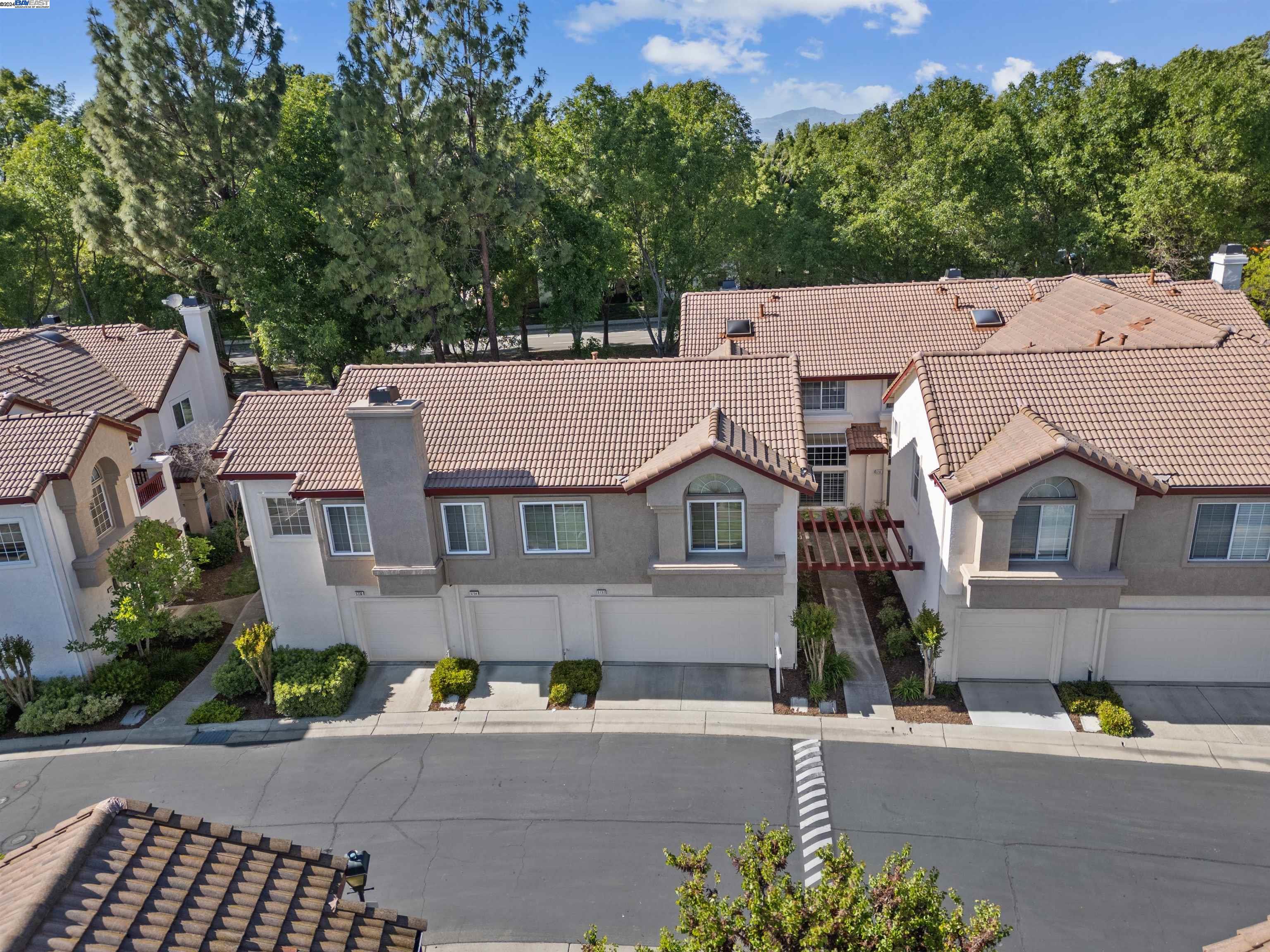Detail Gallery Image 3 of 60 For 5732 Belleza Dr, Pleasanton,  CA 94588 - 3 Beds | 2/1 Baths