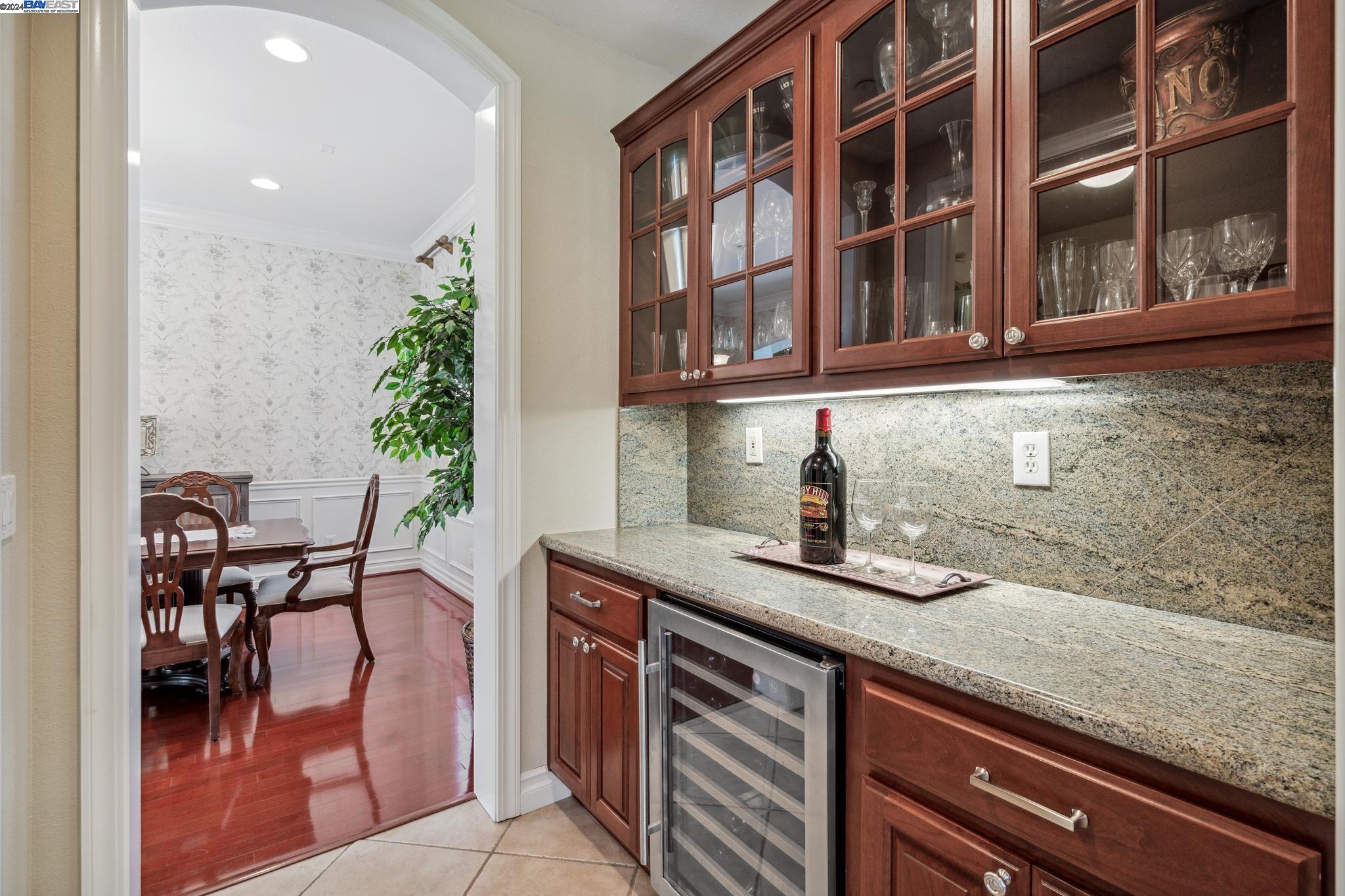 Detail Gallery Image 16 of 51 For 2826 Barouni Ct, Livermore,  CA 94550 - 5 Beds | 5/1 Baths