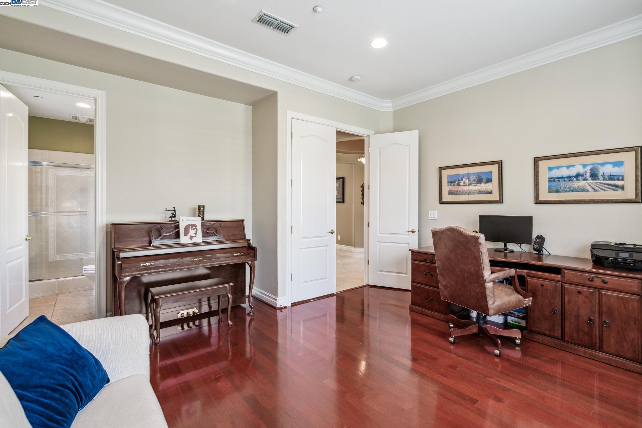 Detail Gallery Image 27 of 51 For 2826 Barouni Ct, Livermore,  CA 94550 - 5 Beds | 5/1 Baths
