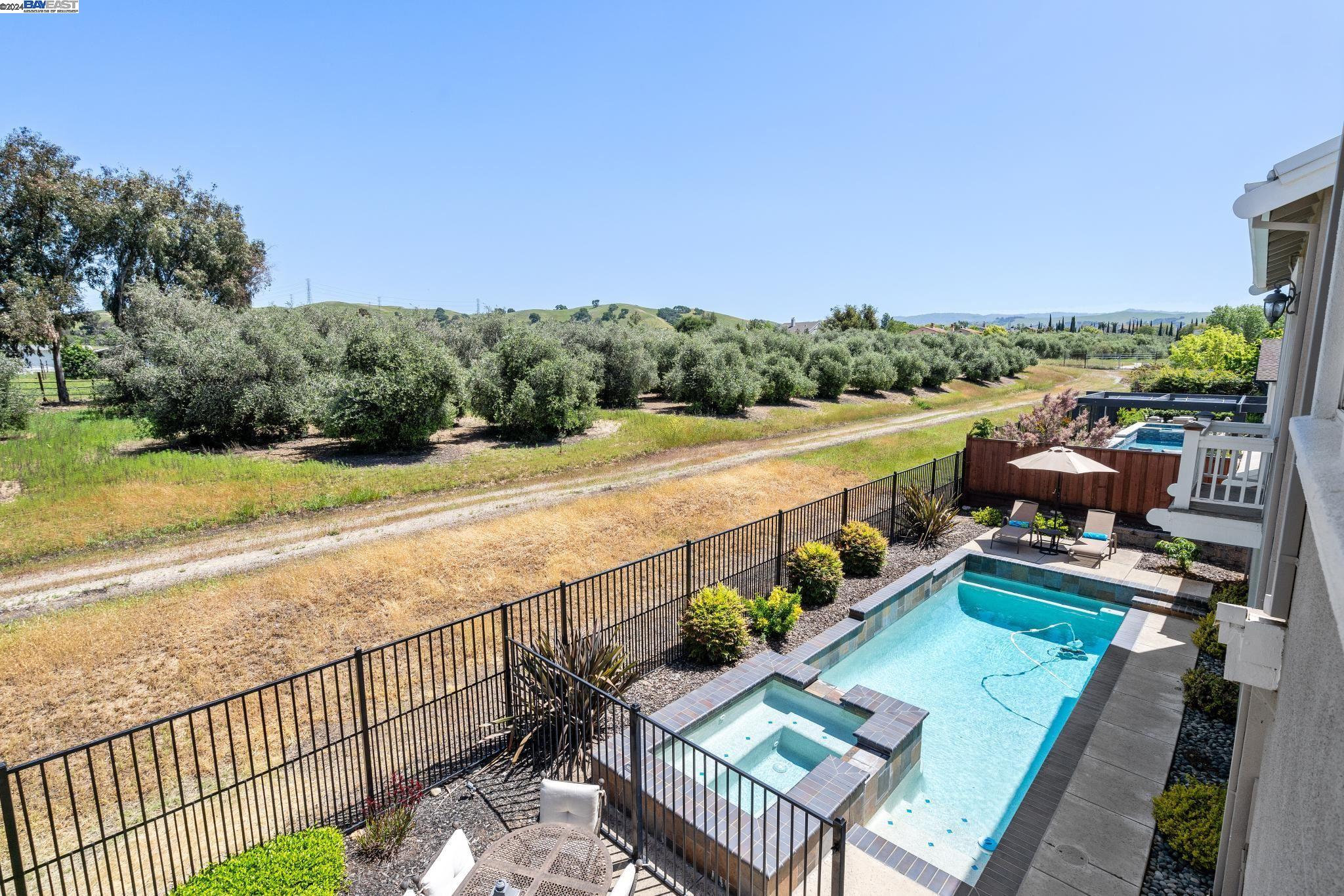 Detail Gallery Image 45 of 51 For 2826 Barouni Ct, Livermore,  CA 94550 - 5 Beds | 5/1 Baths
