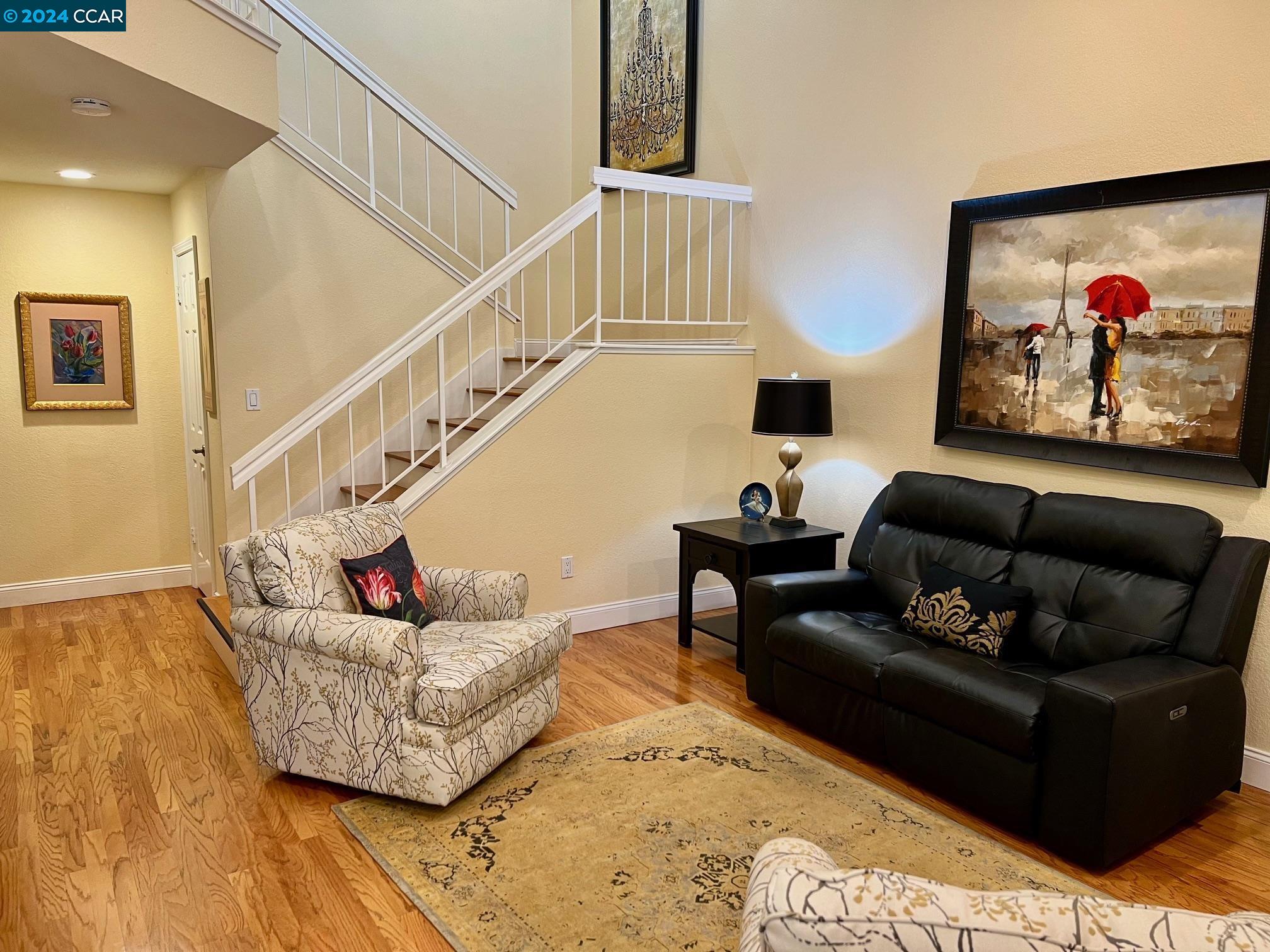 Detail Gallery Image 3 of 19 For 7429 Stonedale Dr, Pleasanton,  CA 94588-0 - 3 Beds | 2/1 Baths