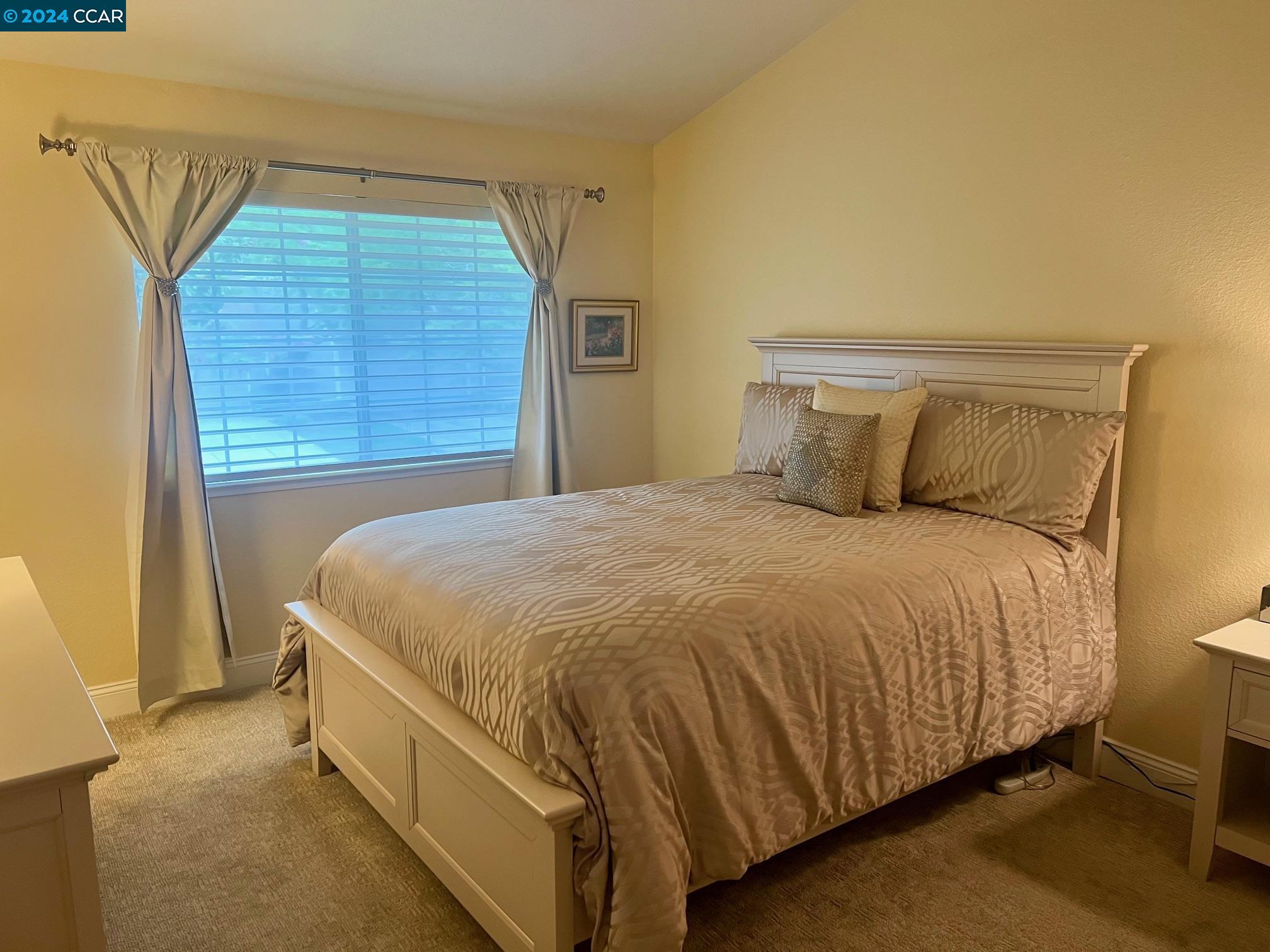 Detail Gallery Image 9 of 19 For 7429 Stonedale Dr, Pleasanton,  CA 94588-0 - 3 Beds | 2/1 Baths