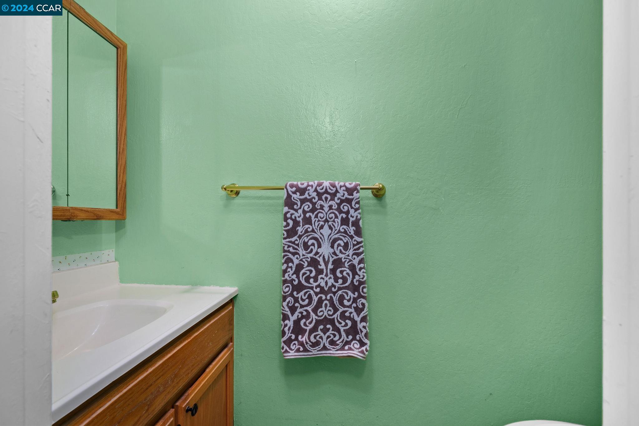 Detail Gallery Image 17 of 28 For 1389 Culver Pl, San Lorenzo,  CA 94580 - 3 Beds | 2/1 Baths