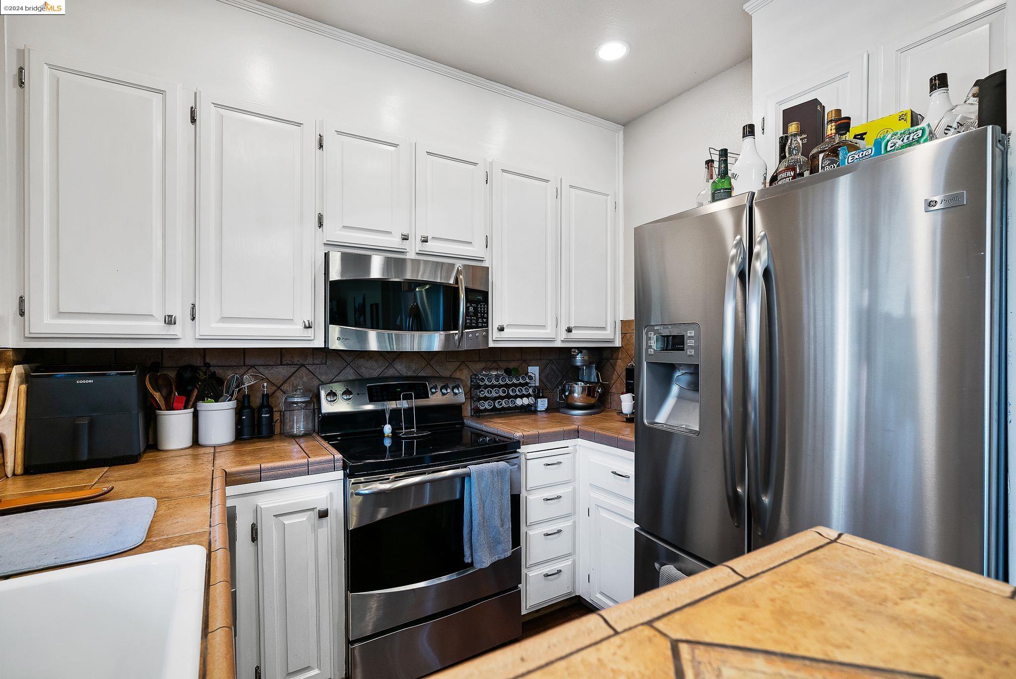 Detail Gallery Image 15 of 42 For 735 Buchanan #119,  Benicia,  CA 94510 - 2 Beds | 2 Baths