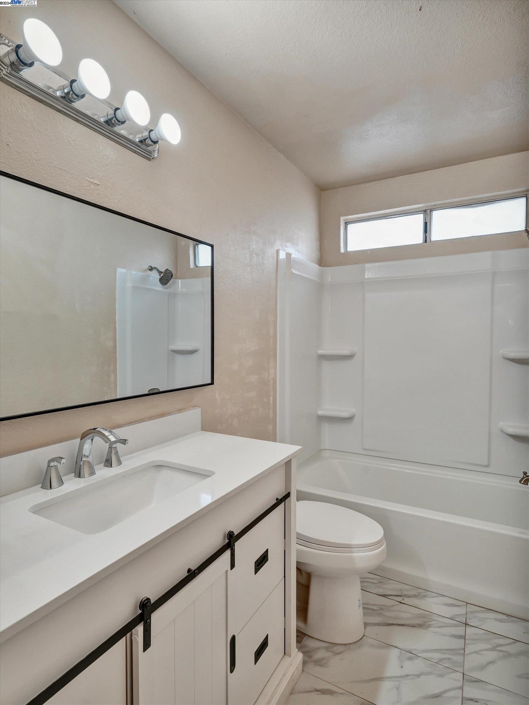 Detail Gallery Image 22 of 39 For 255 Hawthorne Dr, Tracy,  CA 95376 - 4 Beds | 2 Baths