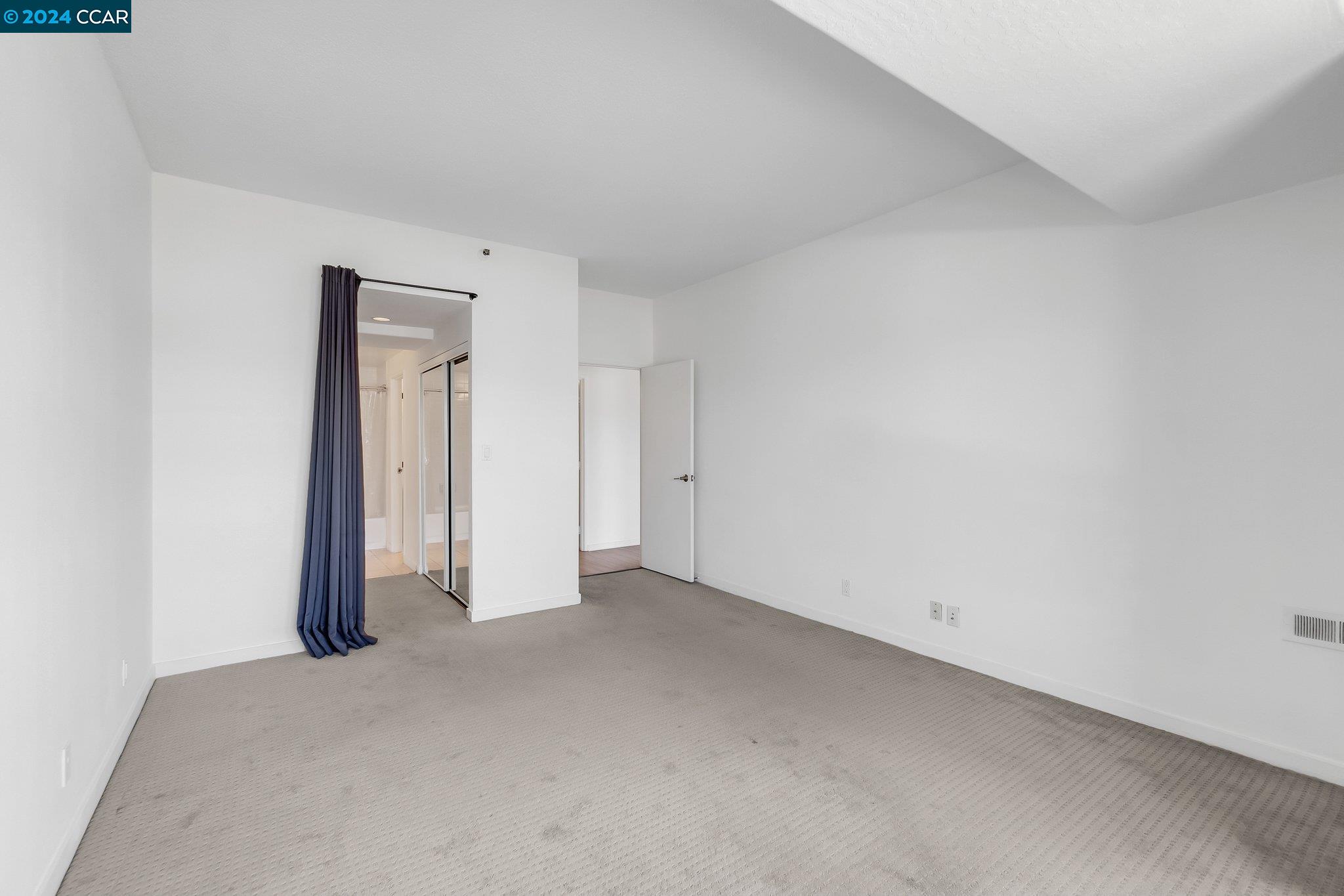 Detail Gallery Image 20 of 26 For 6363 Christie Ave #1425,  Emeryville,  CA 94608 - 1 Beds | 1 Baths