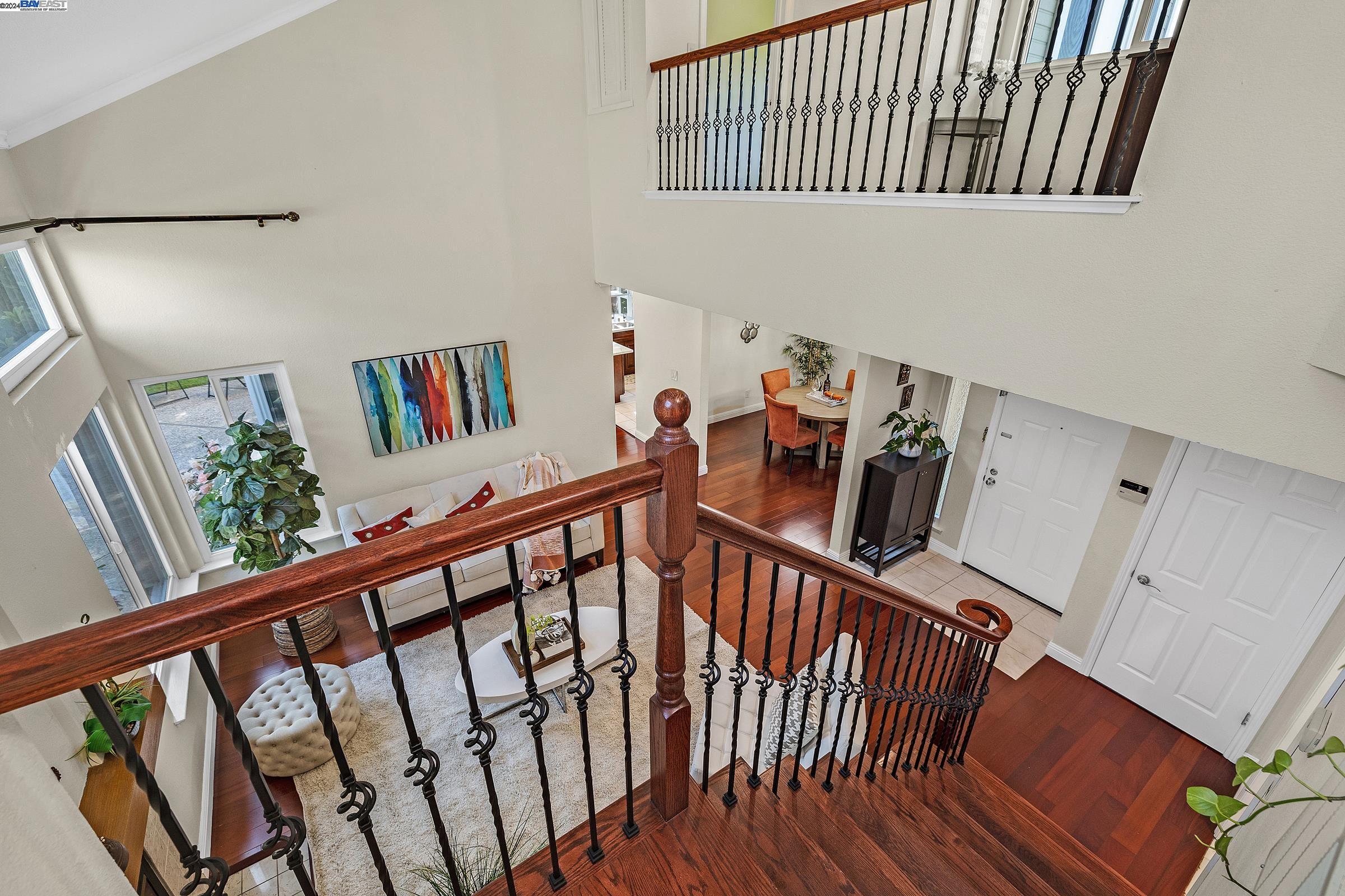 Detail Gallery Image 12 of 45 For 3802 Kamp Dr, Pleasanton,  CA 94588 - 3 Beds | 2/1 Baths