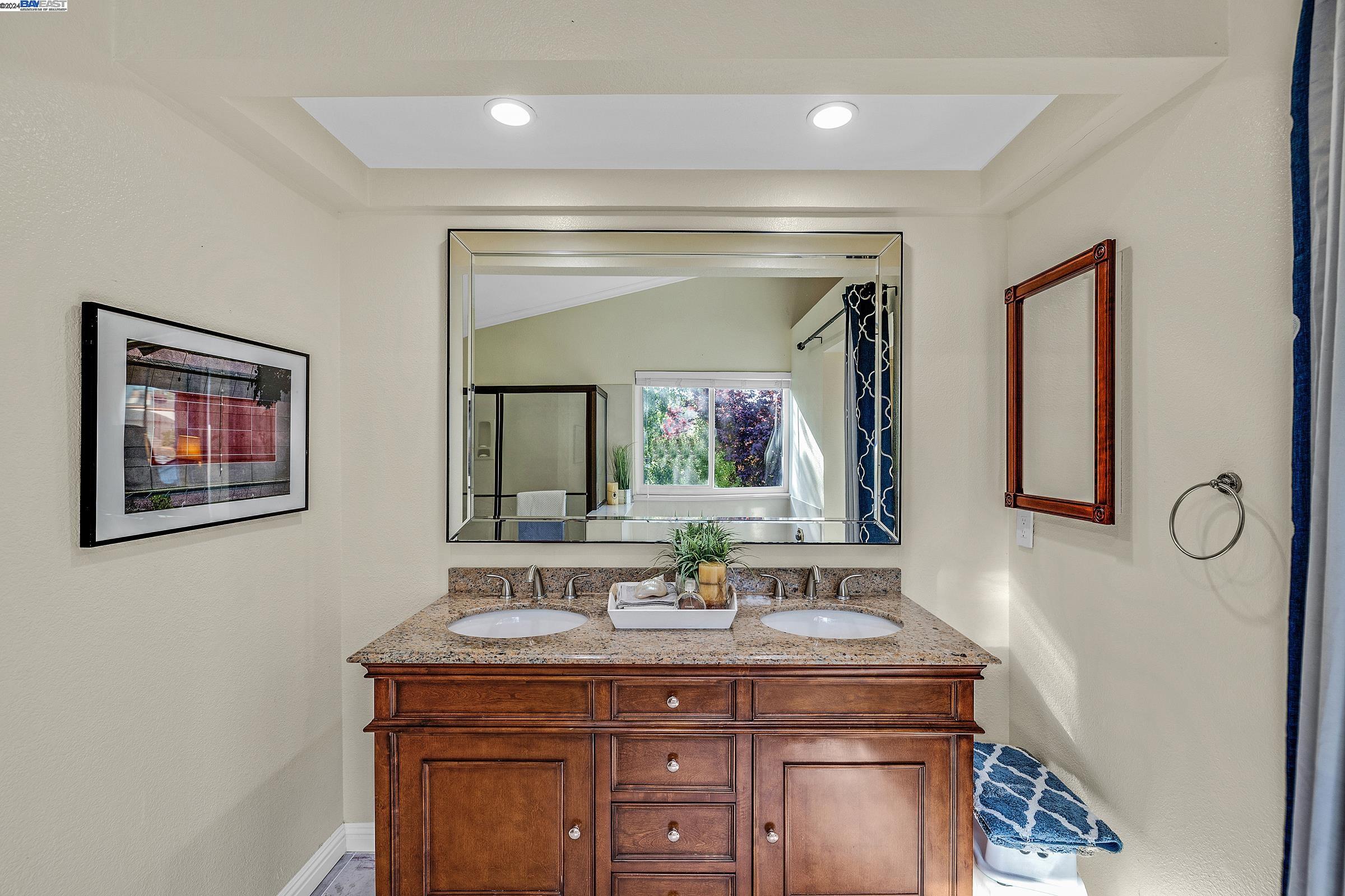 Detail Gallery Image 17 of 45 For 3802 Kamp Dr, Pleasanton,  CA 94588 - 3 Beds | 2/1 Baths