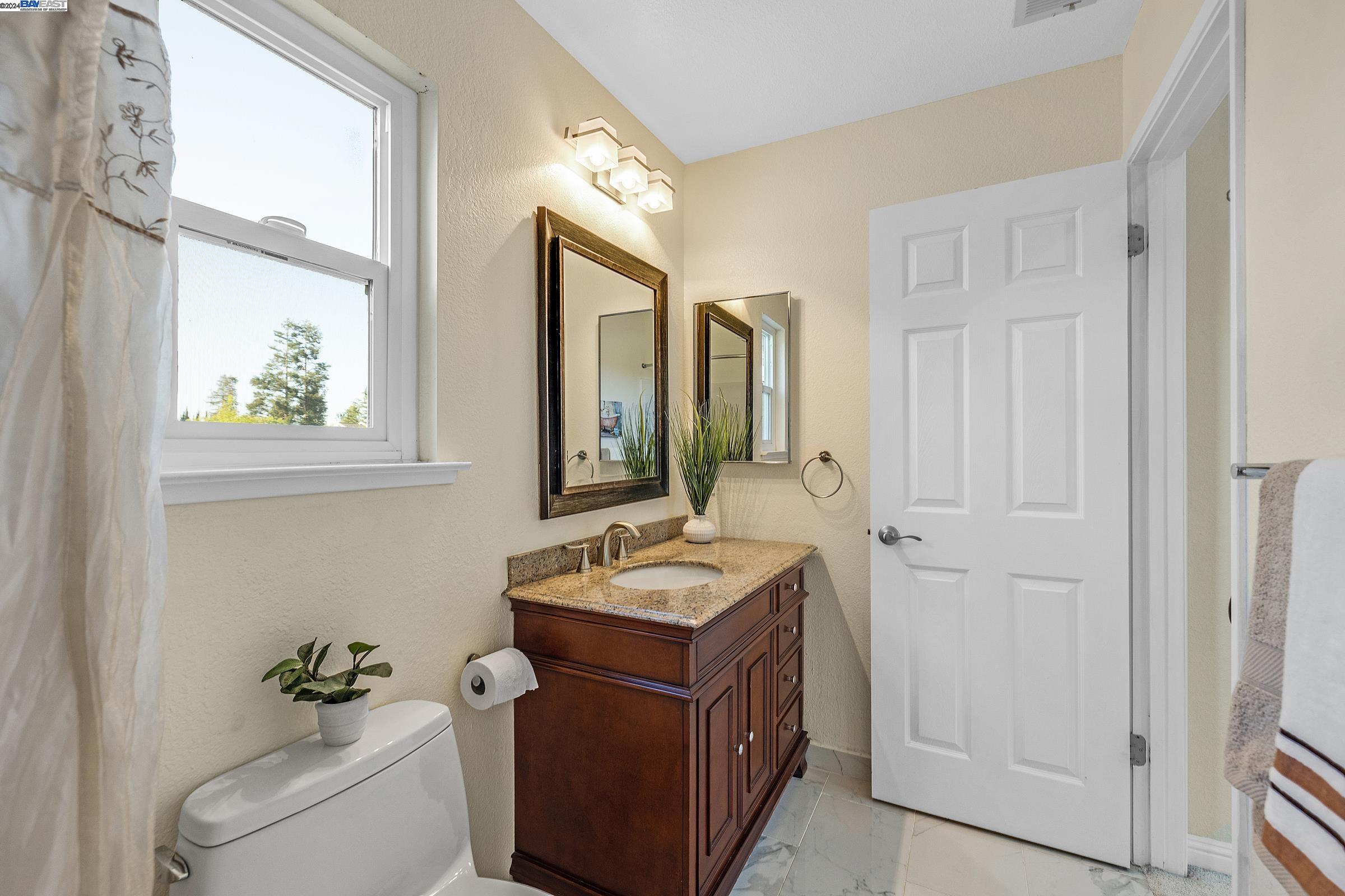 Detail Gallery Image 24 of 45 For 3802 Kamp Dr, Pleasanton,  CA 94588 - 3 Beds | 2/1 Baths