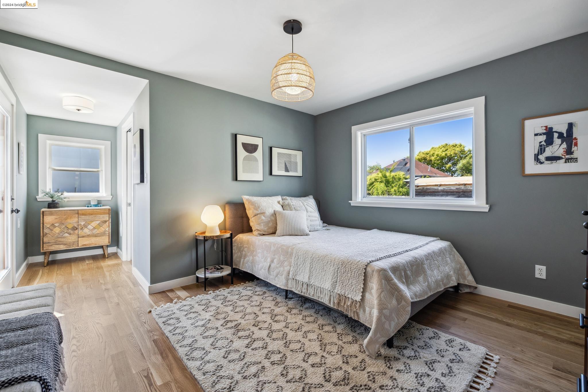 Detail Gallery Image 21 of 47 For 2714 Wallace St, Berkeley,  CA 94702 - 3 Beds | 2 Baths