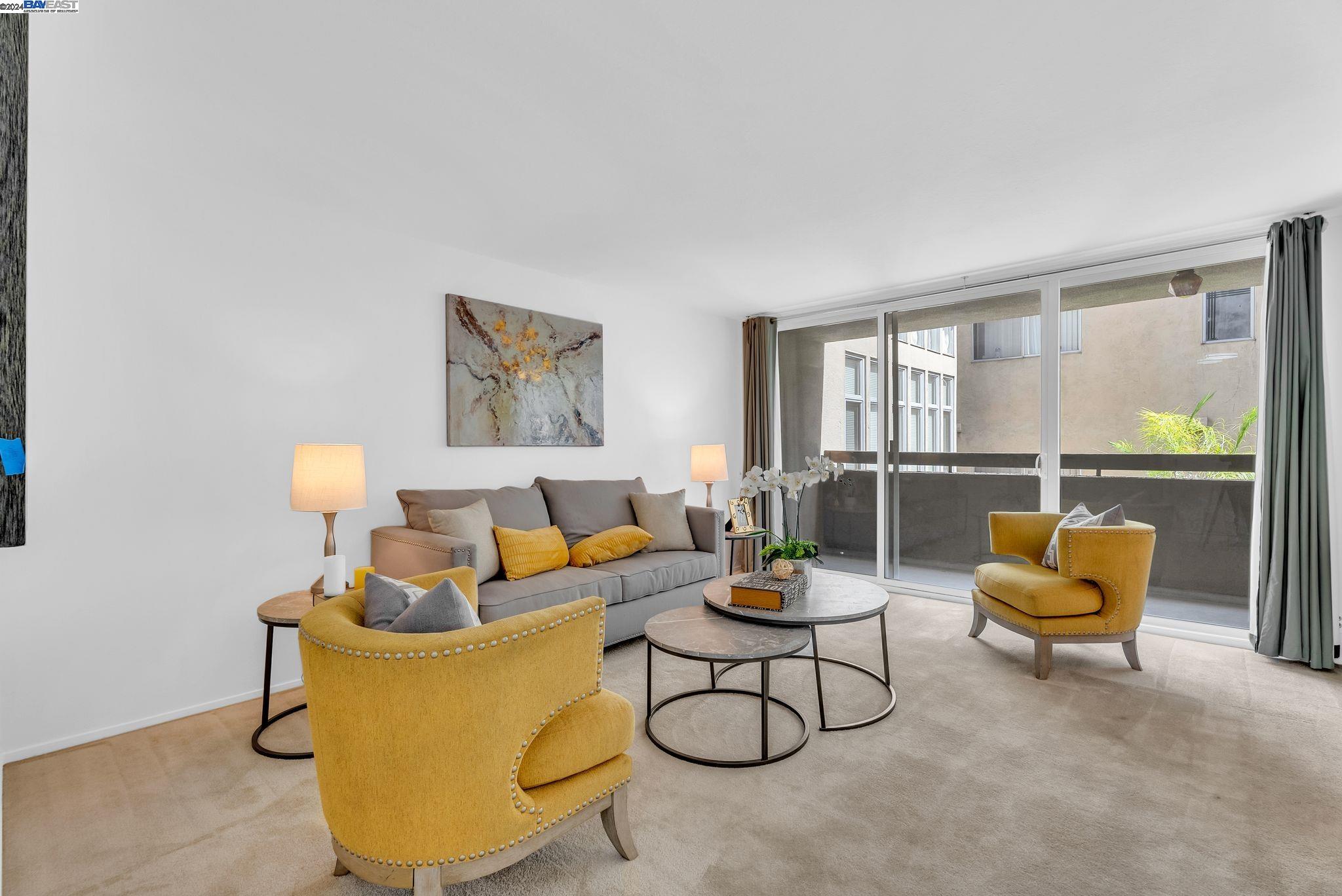 Detail Gallery Image 1 of 22 For 398 Adams St #204,  Oakland,  CA 94610 - 1 Beds | 1 Baths