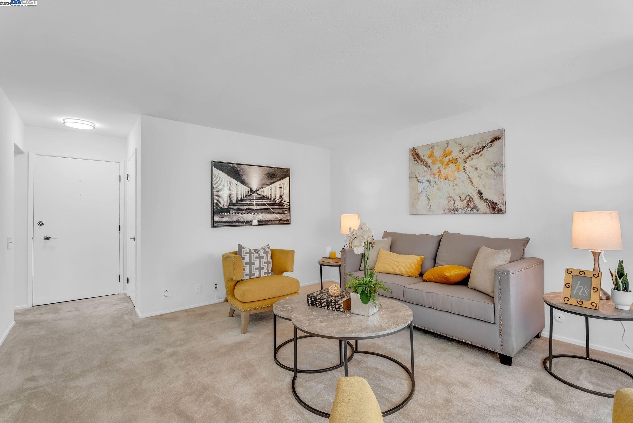 Detail Gallery Image 3 of 22 For 398 Adams St #204,  Oakland,  CA 94610 - 1 Beds | 1 Baths